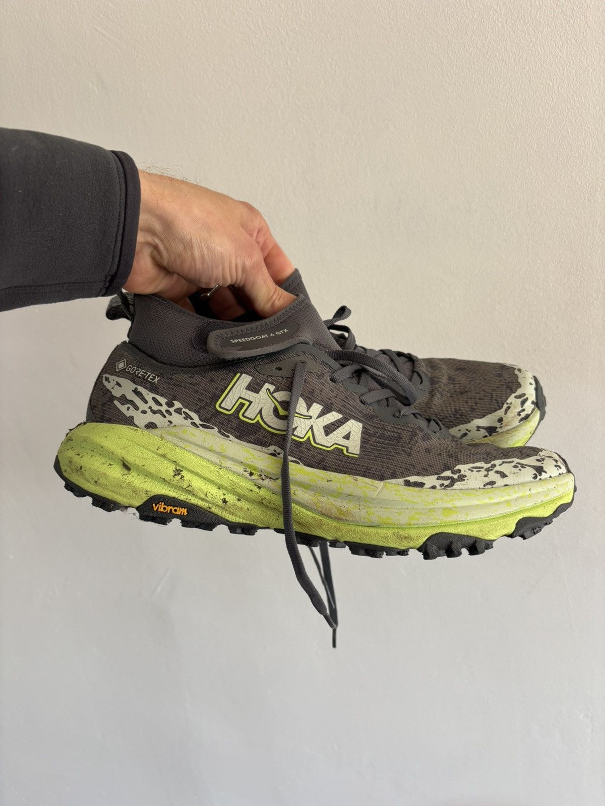 Hoka Speedgoat 6 GTX, sz 10 US Size US 10 / EU 43 - 1 Thumbnail
