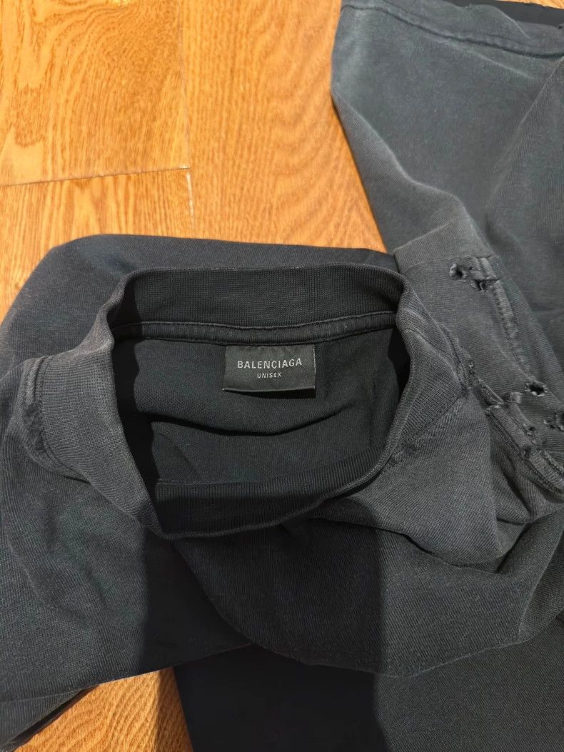 Balenciaga Balenciaga size 2 Short Sleeve Tee Size US S / EU 44-46 / 1 - 5 Thumbnail