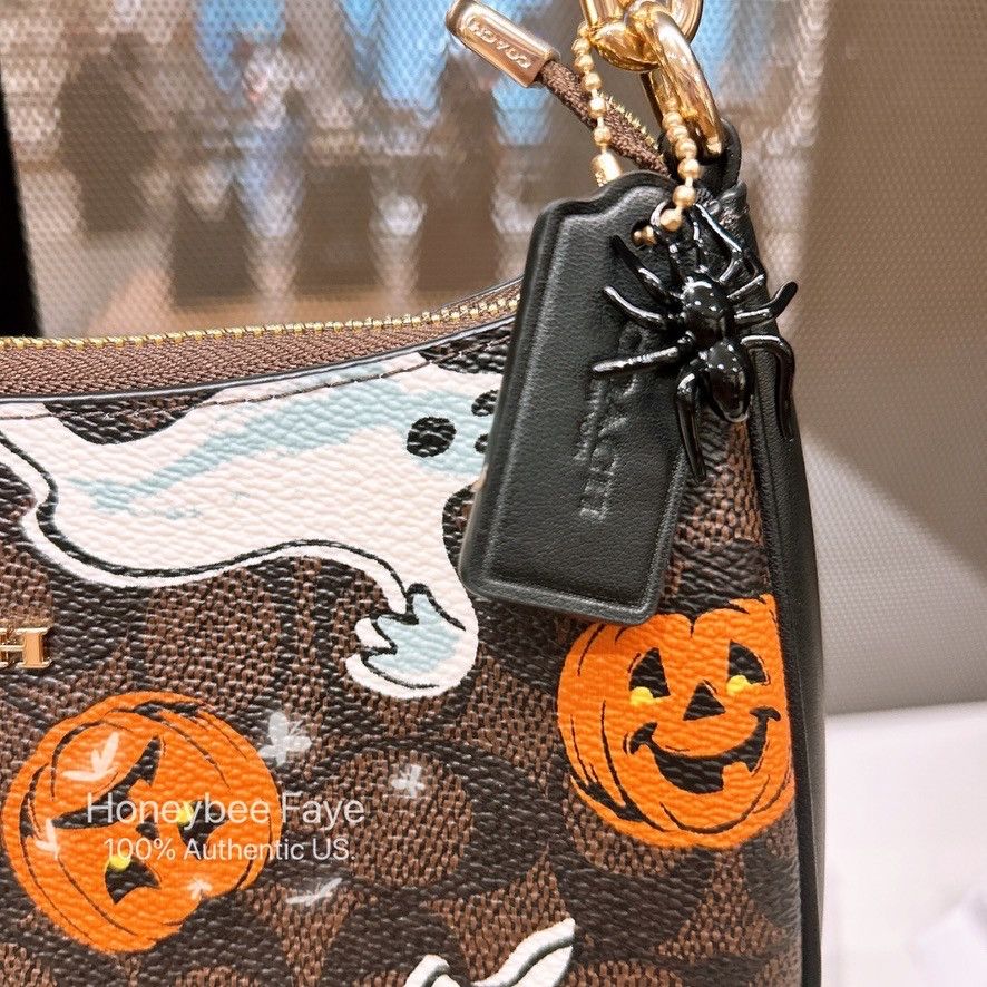 Coach Teri Shoulder Bag In Signature Canvas With Halloween CCE71 Size ONE SIZE - 7 Thumbnail