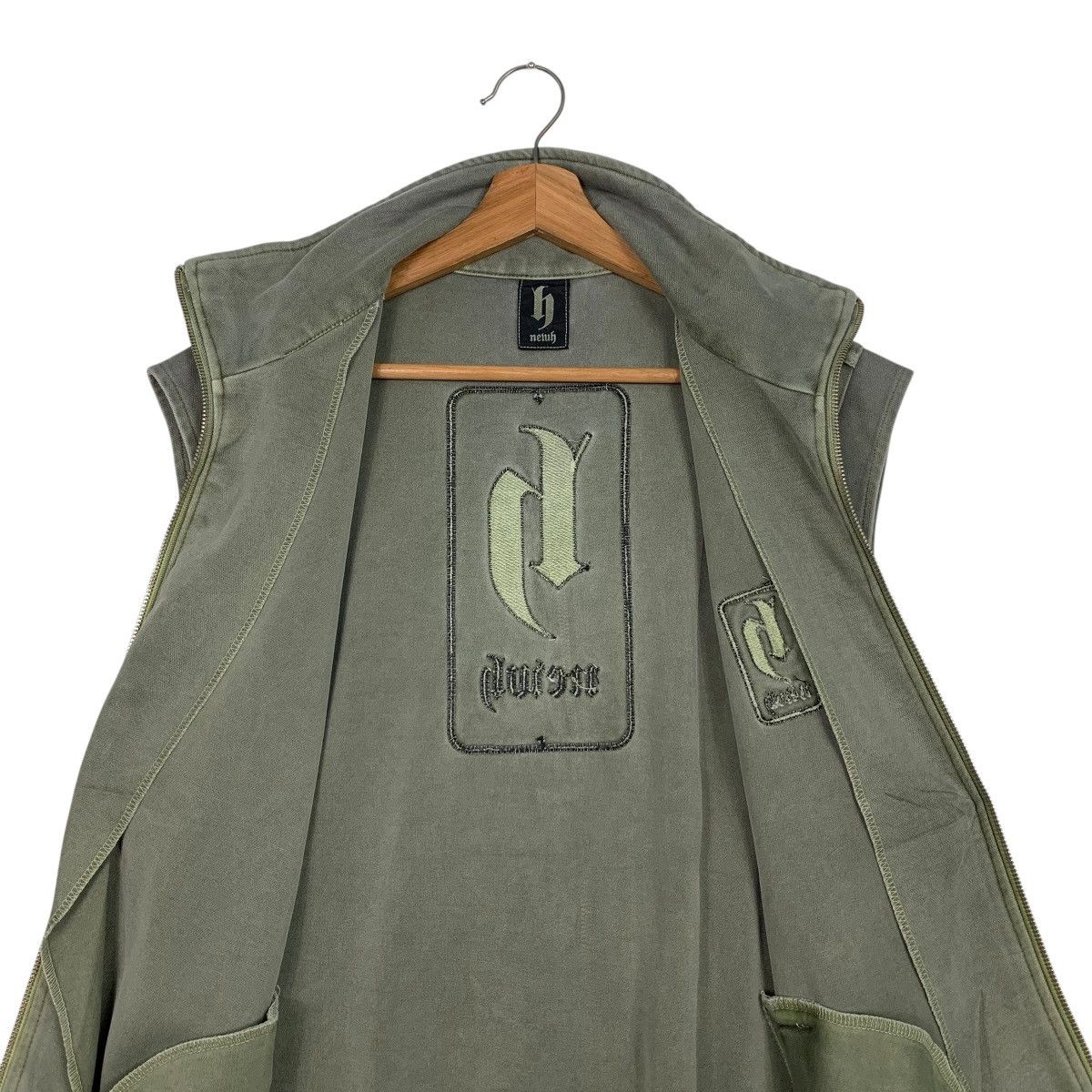Vintage Vintage NEWH back Big Logo Zipper Vest #3559-C163 Size US L / EU 52-54 / 3 - 12 Thumbnail