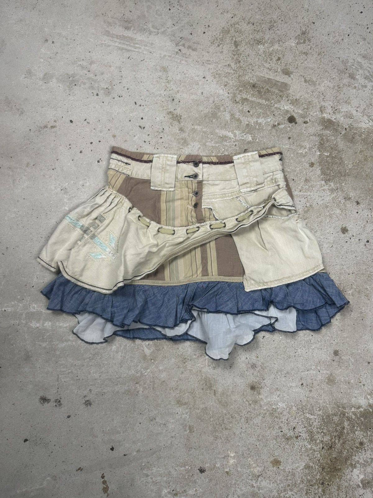 Marithe + Francois Girbaud Marithe Francois Girbaud Mini Patchwork Skirt Iconic Size 27" / US 4 / IT 40 - 1 Thumbnail