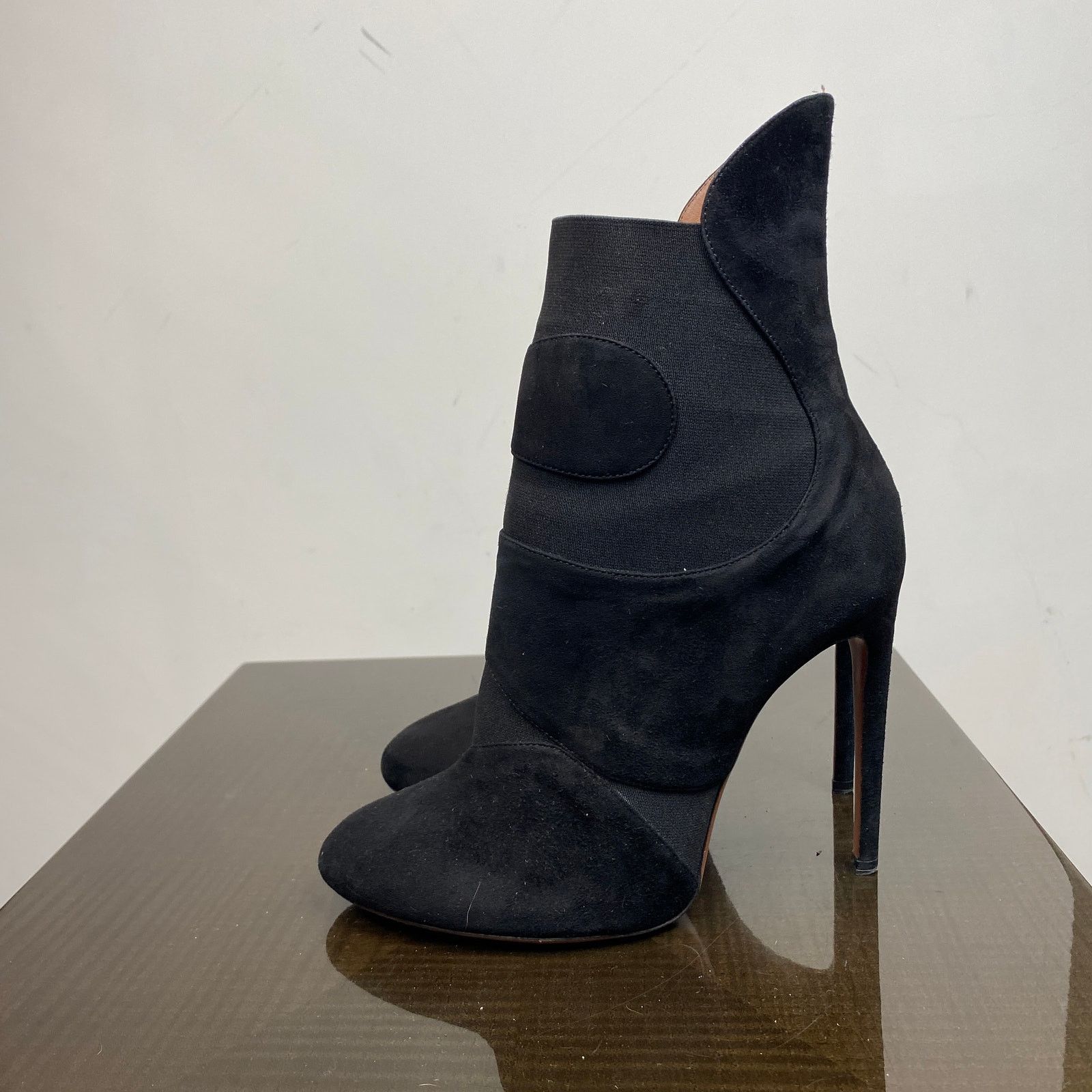 Alaia Alaia Suede Geo Booties Stiletto Heels Women's 40 US 9 Size US 9 / IT 39 - 5 Thumbnail