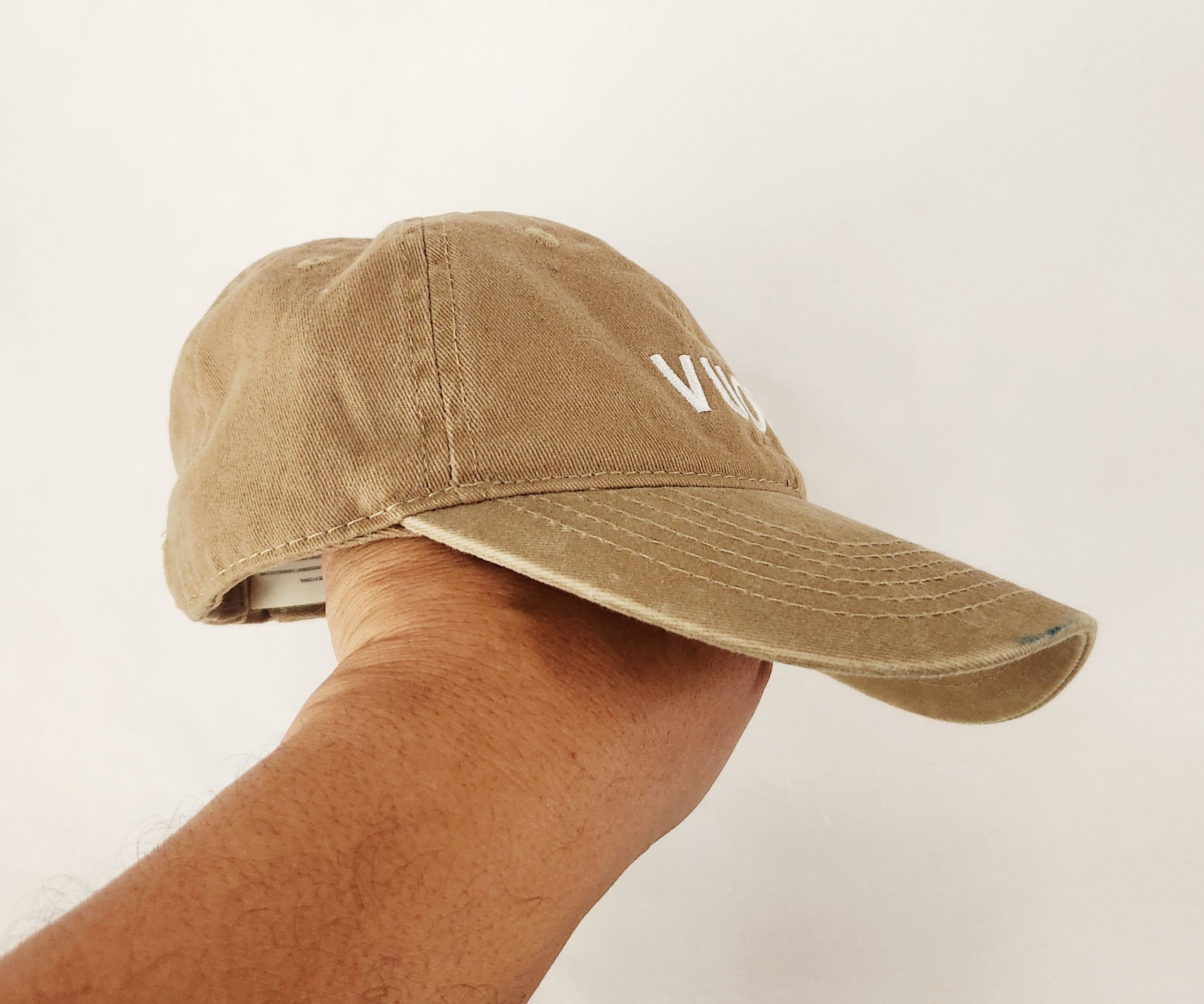 Vuori Vuori Hat Spell Out Ball Cap Khaki Brown Camel Embroidered Size ONE SIZE - 3 Thumbnail