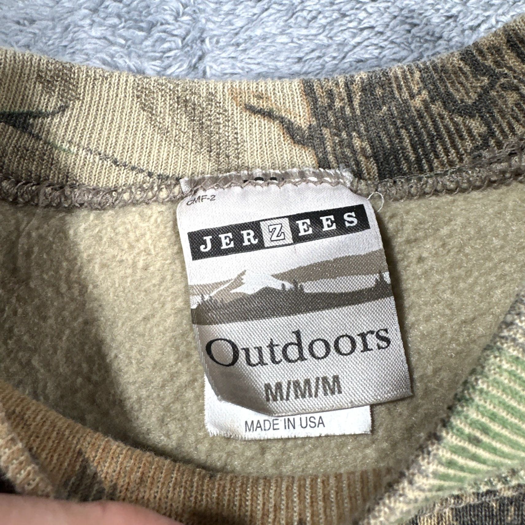 Jerzees VINTAGE Jerzees Outdoors Sweatshirt Men’s SZ M Realtree Camo Crewneck Pullover USA Hoodie? Size US M / EU 48-50 / 2 - 6 Thumbnail