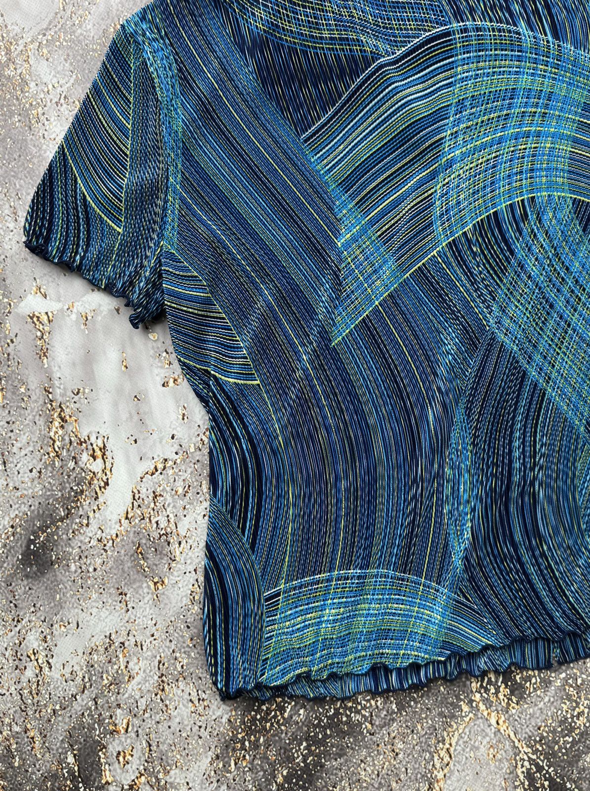 Vintage Vintage Plisse Geometric Shirt Issey Style Size US S / EU 44-46 / 1 - 8 Thumbnail