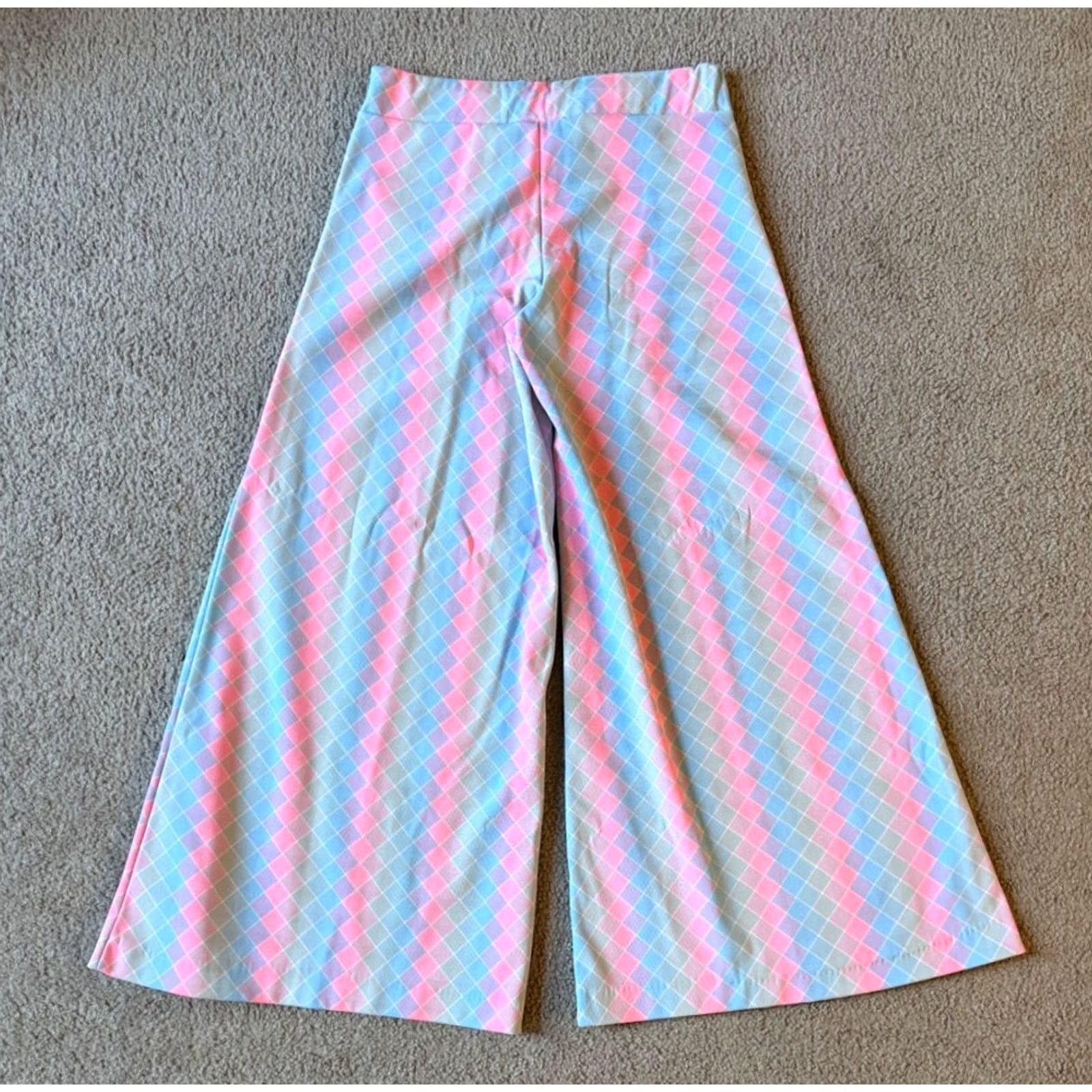 Vintage VINTAGE 1970s Women's Bellbottom Pants Flared Diamond Pattern Stretch Waist 14 Inseam 29.5 Sky Blue/Pink/White Hippie Size 36" / US 14 / IT 50 - 2 Thumbnail