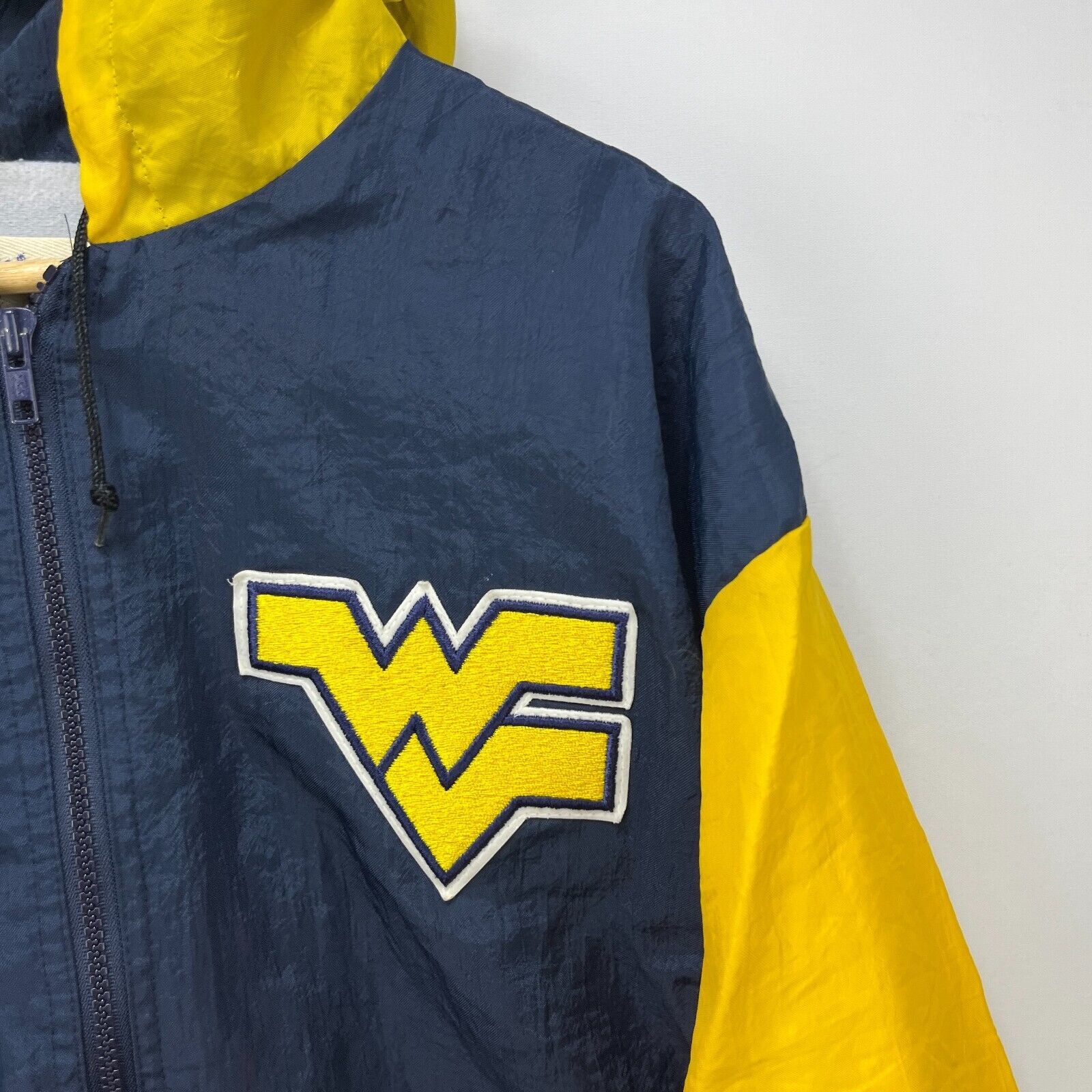 Vintage Vintage '90s Chalk Line West Virginia Mountaineers Large Size US L / EU 52-54 / 3 - 3 Thumbnail