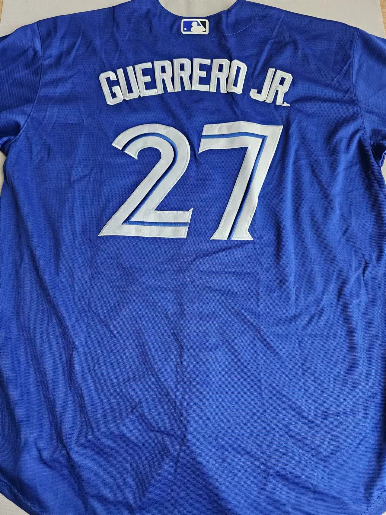 MLB Toronto Blue Jays 27 Guerrero JR Jersey Size US XL / EU 56 / 4 - 1 Thumbnail
