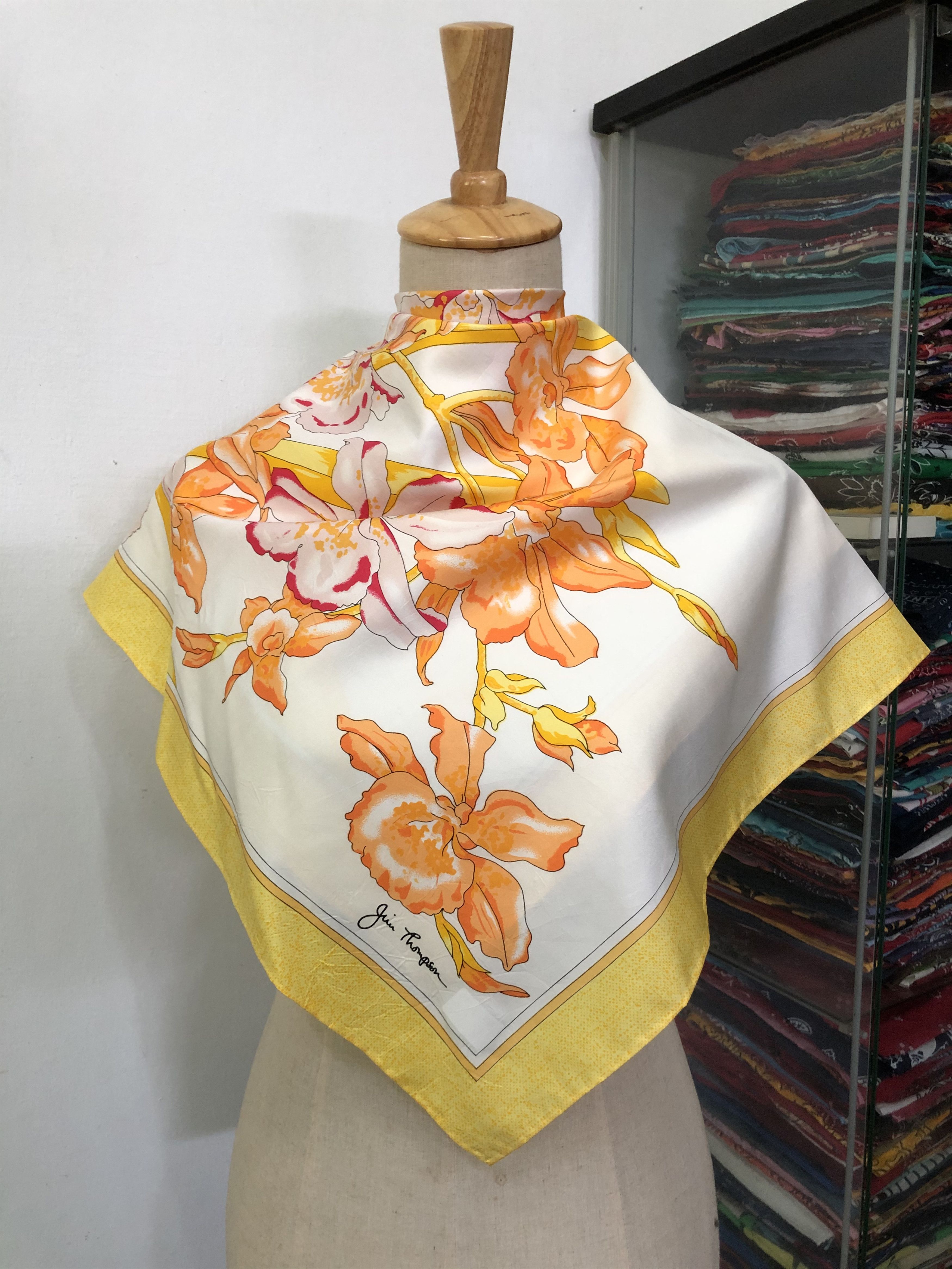 Jim Thompson × Vintage Vintage Jim Thompsom Silk Scarf Size ONE SIZE - 1 Thumbnail