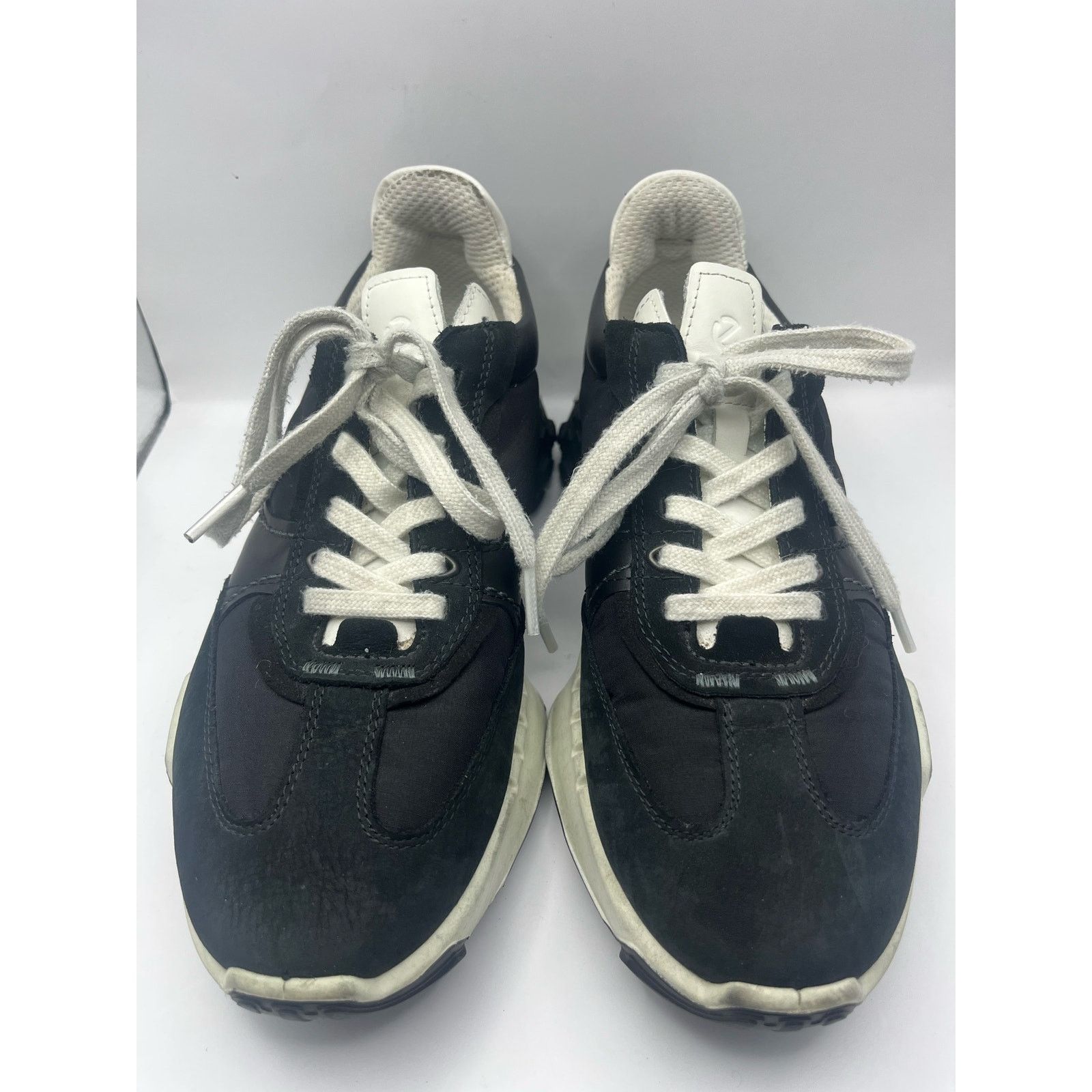 Ecco Ecco Retro Black White Sneakers Shoes Women’s Size 9 USED Size US 9 / IT 39 - 5 Thumbnail