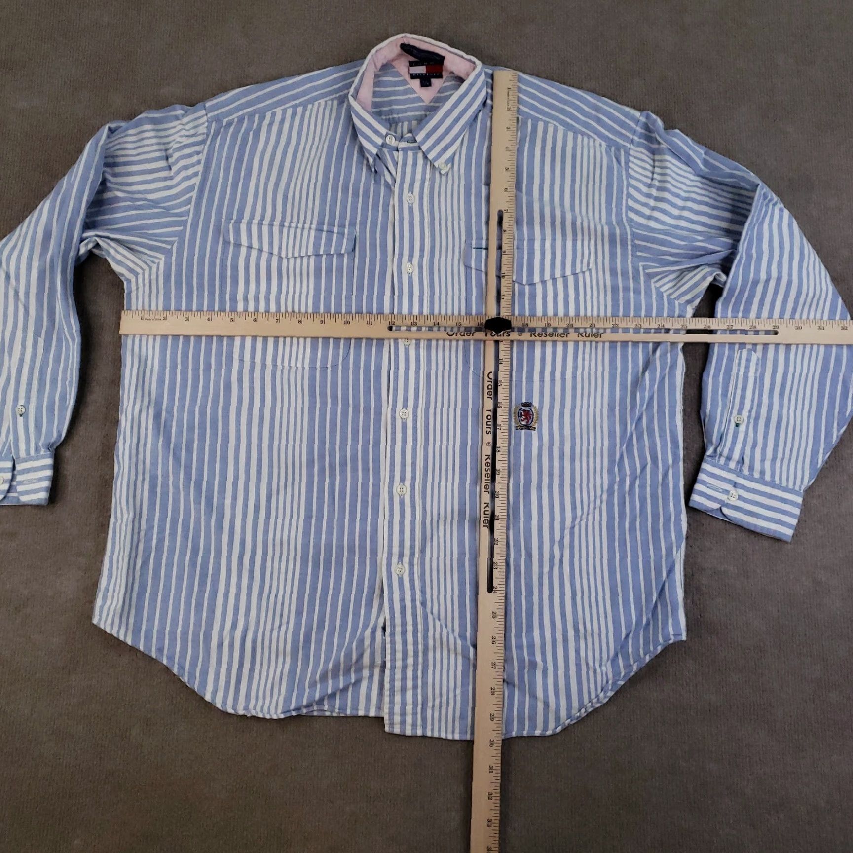 Tommy Hilfiger VINTAGE Tommy Hilfiger Shirt Mens Large Blue White Striped Button Up Crest Logo Cotton Size US L / EU 52-54 / 3 - 2 Thumbnail