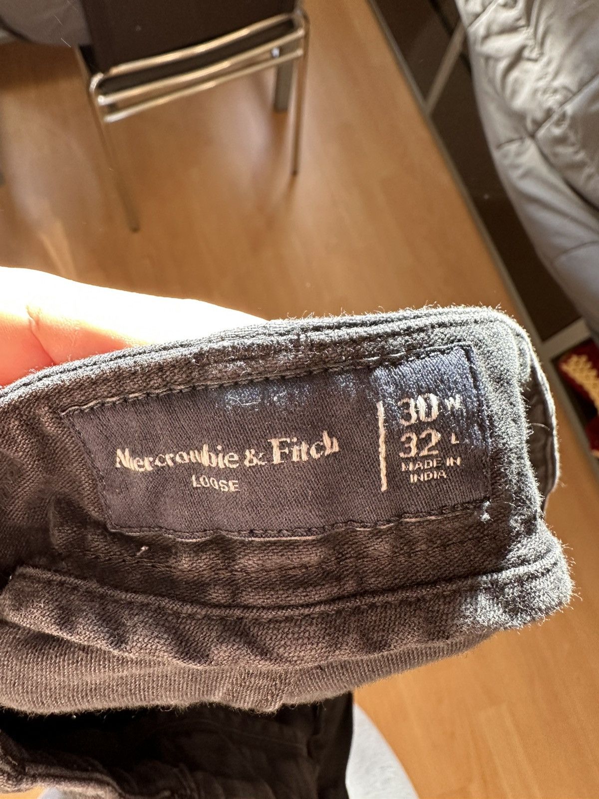 Abercrombie & Fitch Abercrombie Loose Black pants Size US 30 / EU 46 - 3 Thumbnail