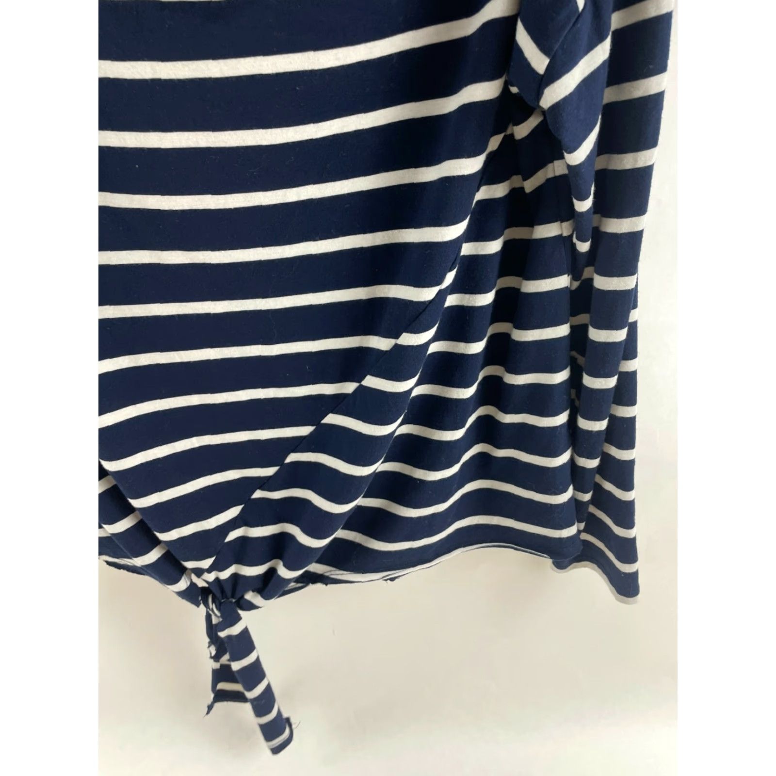 Vintage Maurices Blouse Women's Size Small Navy Blue White Stripe Boat Neck Long Sleeve Shirt Ladies Small Blue Stripe Boat Neck Long Sleeve Size S / US 4 / IT 40 - 4 Thumbnail