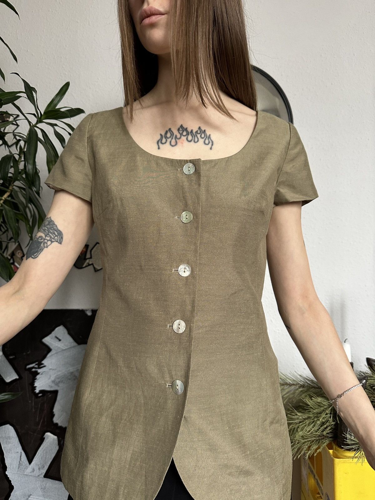 Japanese Brand × Vintage Silhouette Skinny Linen Button Up Vintage Blouse 00s Sade Size XS / US 0-2 / IT 36-38 - 4 Thumbnail