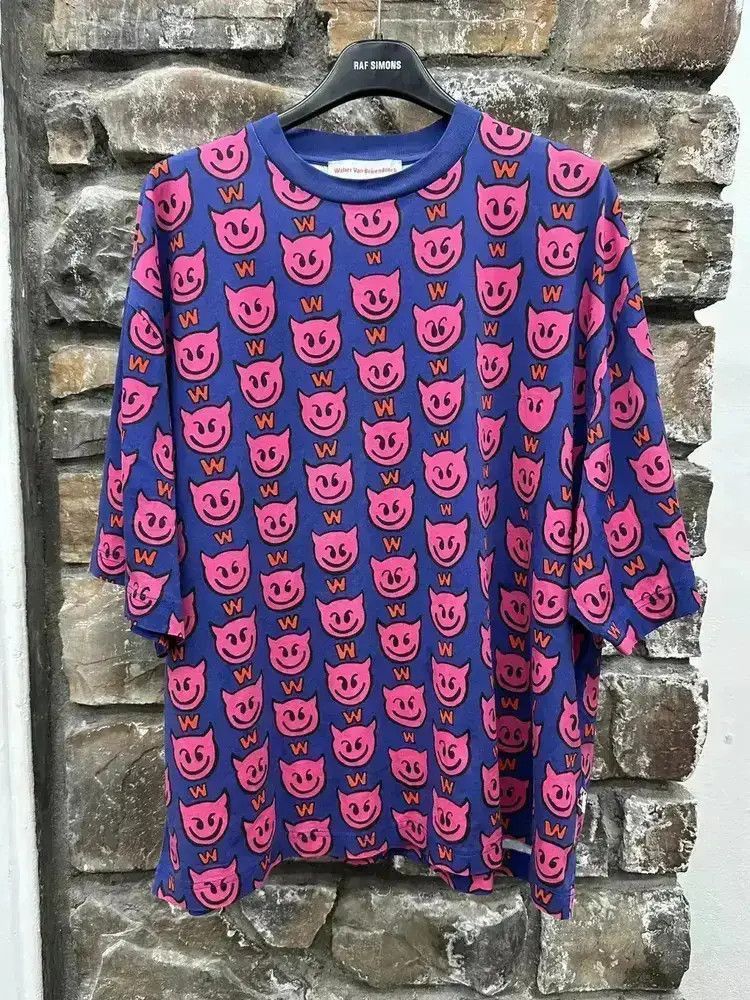 Walter Van Beirendonck Walter Van Beirendonck oversize devil logo tee Size US S / EU 44-46 / 1 - 1 Thumbnail