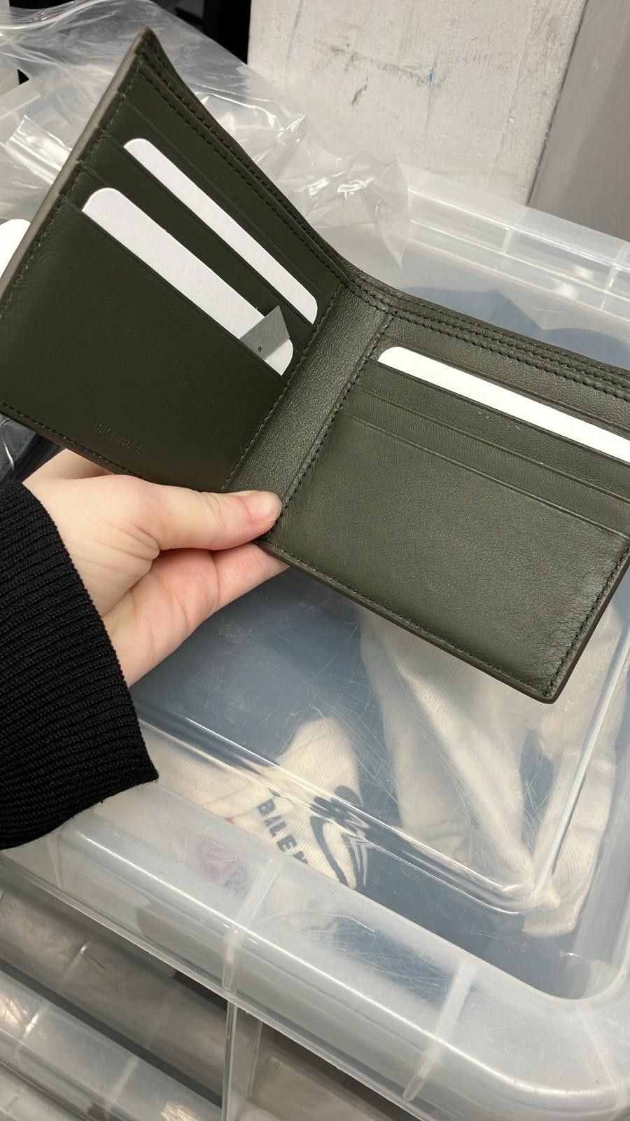 Balenciaga o1bcso1str0825 Size: OS / Car Square Folded Coin Wallet Size ONE SIZE - 2 Thumbnail