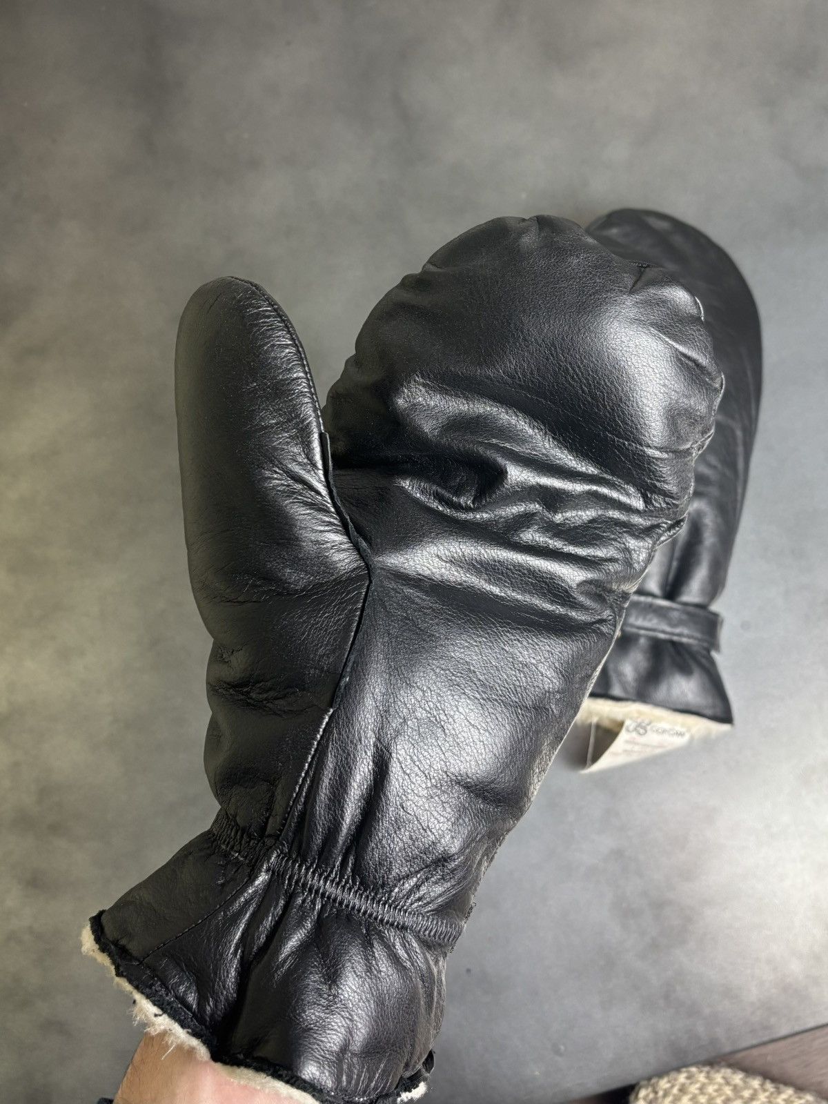 Vintage 1980s Prison Guard Mittens Vintage Shearling Mitts Leather Size ONE SIZE - 7 Thumbnail