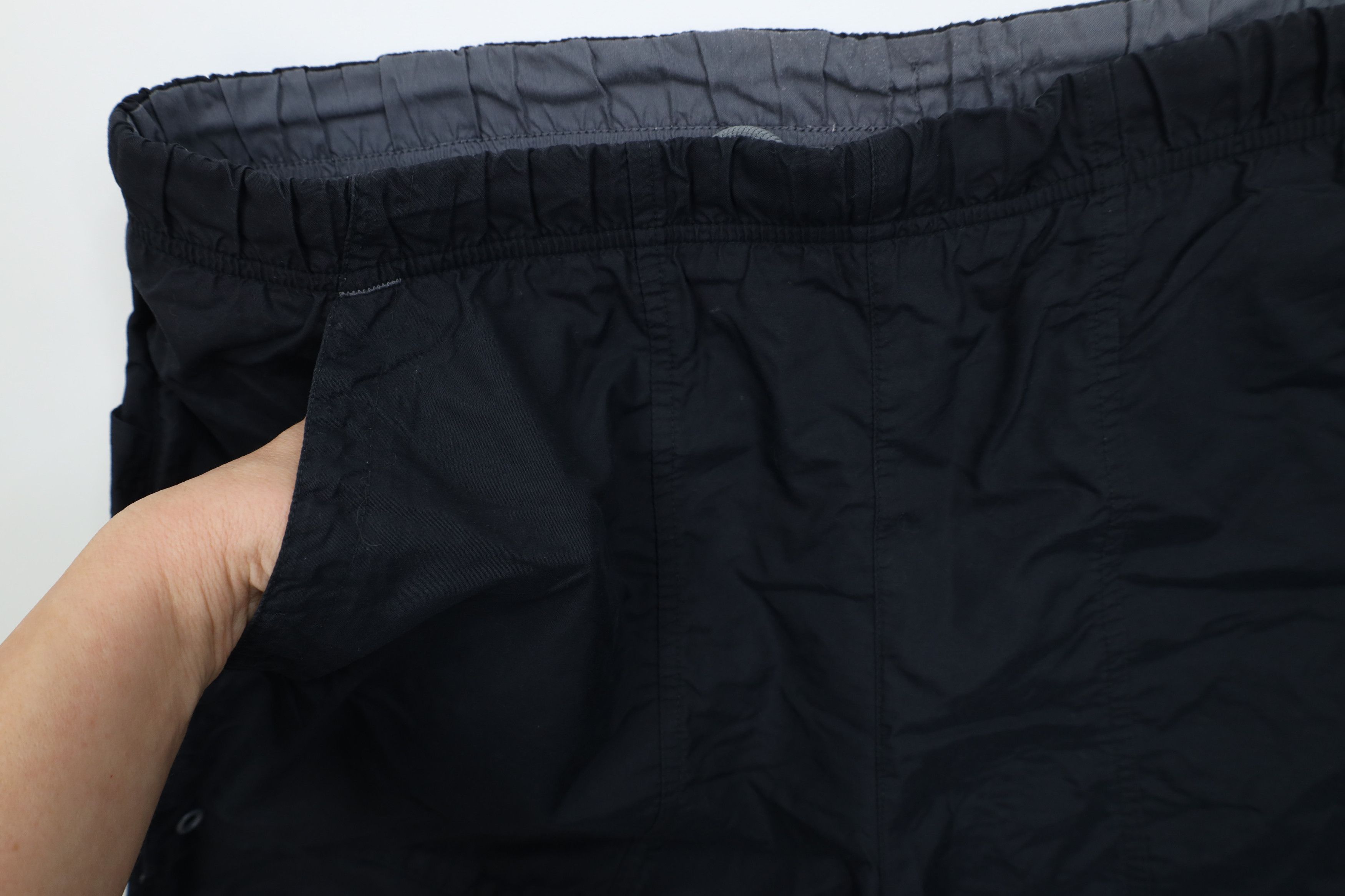 Nike Vintage 90s Y2K Nike Mini Swoosh Lined Utility Shorts Black Size US 36 / EU 52 - 7 Thumbnail