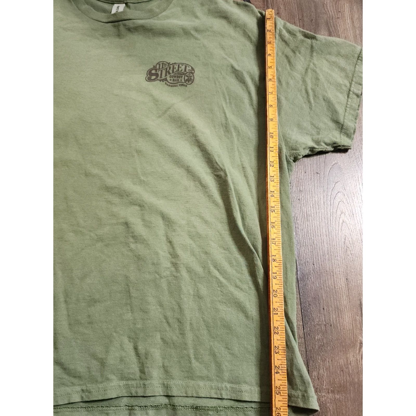 Gildan Mens 2XL T Shirt 11th Street Cowboy Bar Double Sided Distressed Bandera TX Green Cotton Gildan Crew Neck Short Sleeve Mens Size US XXL / EU 58 / 5 - 4 Thumbnail