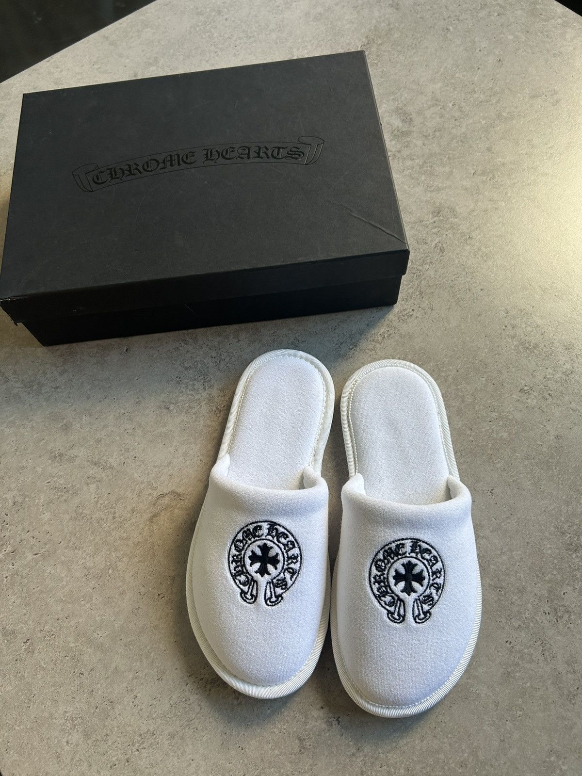 Chrome Hearts NEW CHROME HEARTS HOTEL SLIPPER Size US 7 / EU 40 - 1 Thumbnail