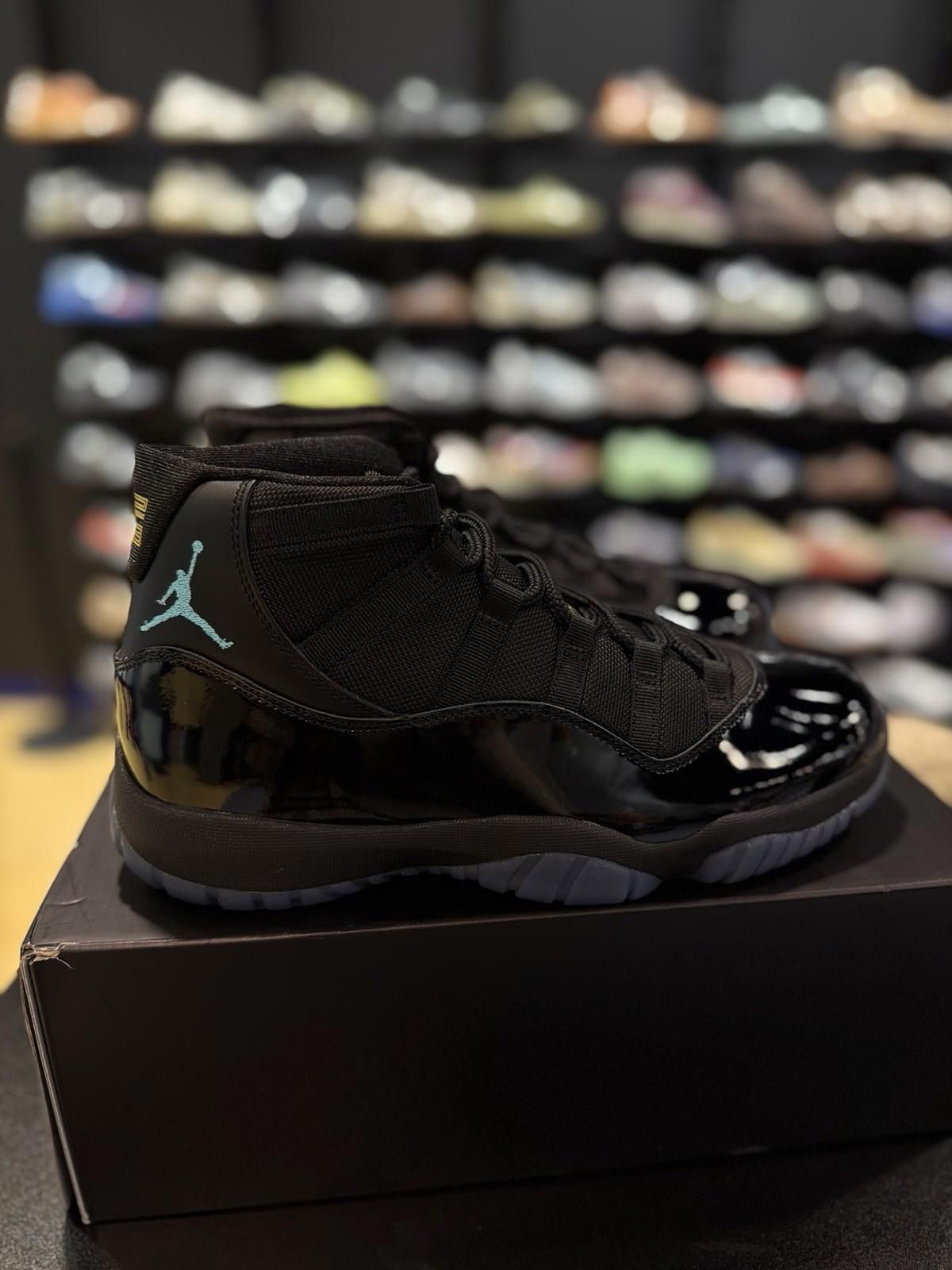 Jordan Brand Air Jordan Retro 11 Gamma Blue Sz 11.5 2025 CT8012-047 Size US 11 / EU 44 - 2 Thumbnail