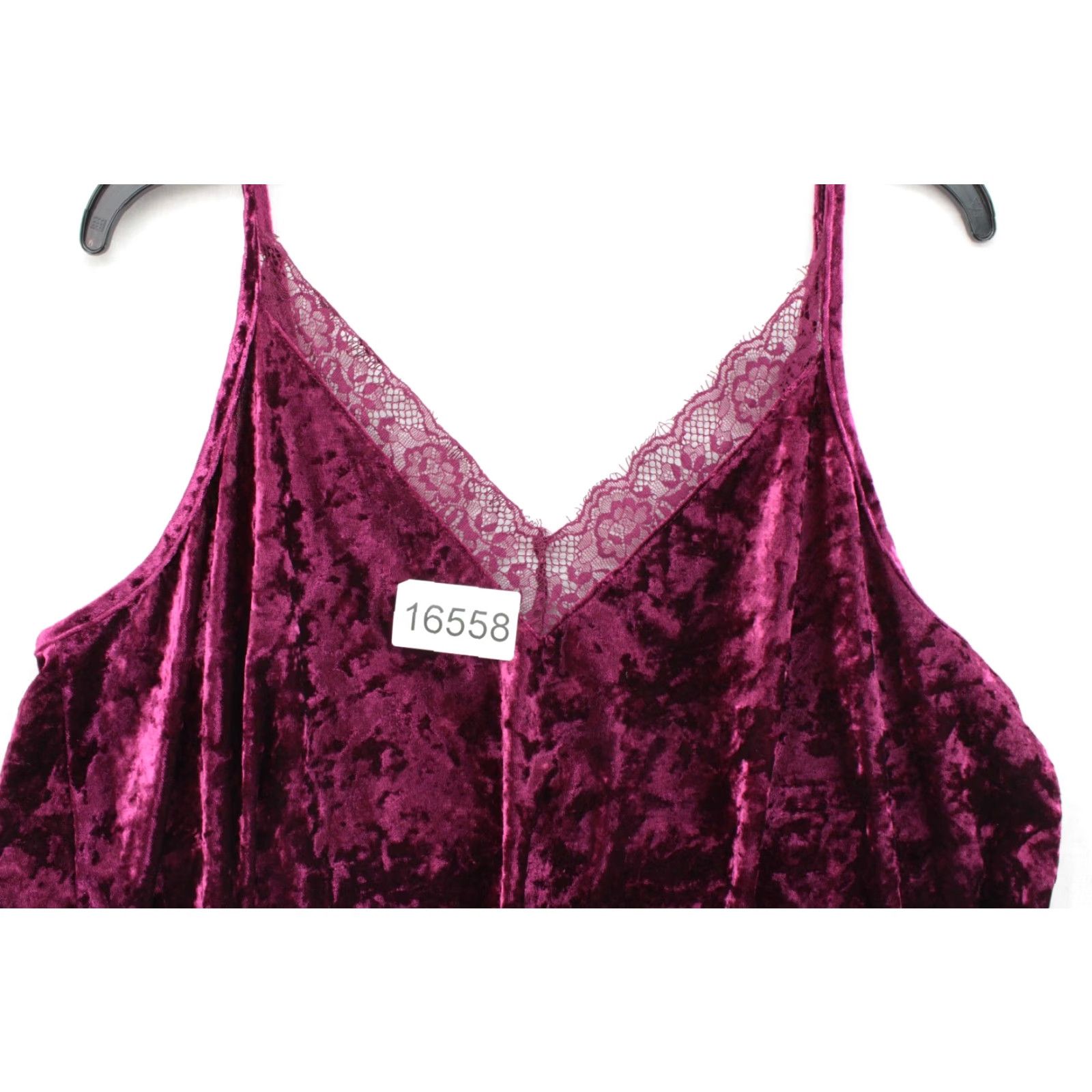 Torrid Torrid Tank Top Women’s 1X Burgundy Crushed Velvet Cami Y2K Party Whimsy Goth Tank Camisole Women 1X Red Velvet Y2K Gothic Party Casual/Workwear Mens? Size XL / US 12-14 / IT 48-50 - 7 Thumbnail