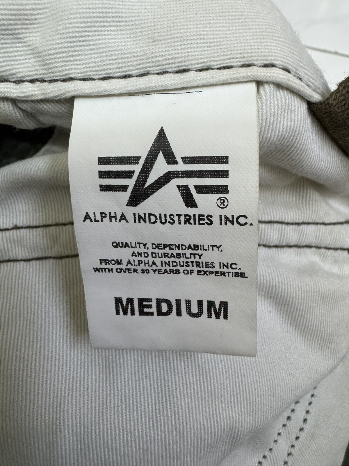 Alpha Industries vintage Alpha Industries military multi-pocket cargo pants Size US 33 - 7 Thumbnail