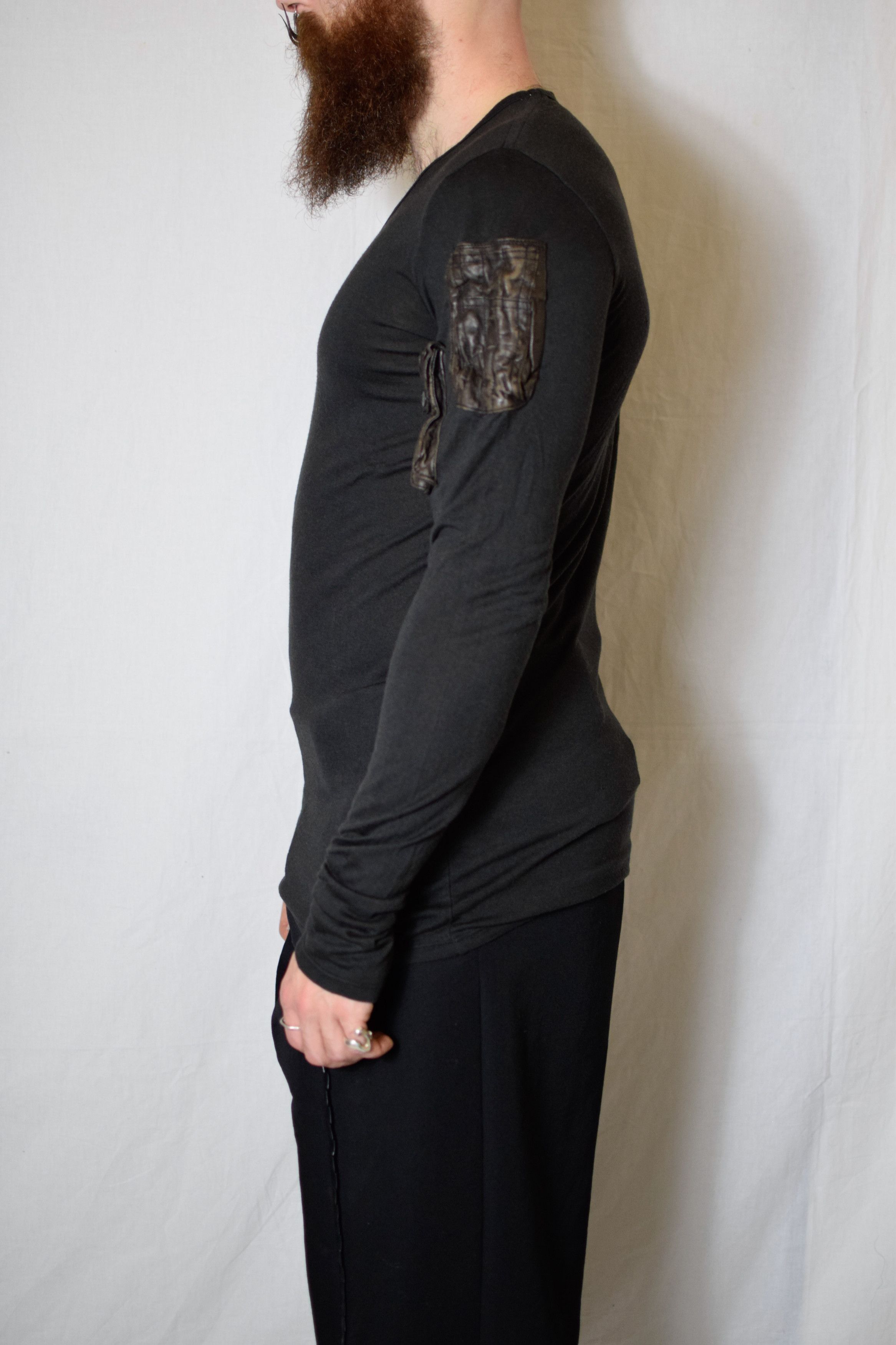 Julius FINAL DROP - Julius AW09 Gasmask Armband Top - 277CUM19 Size US L / EU 52-54 / 3 - 5 Thumbnail