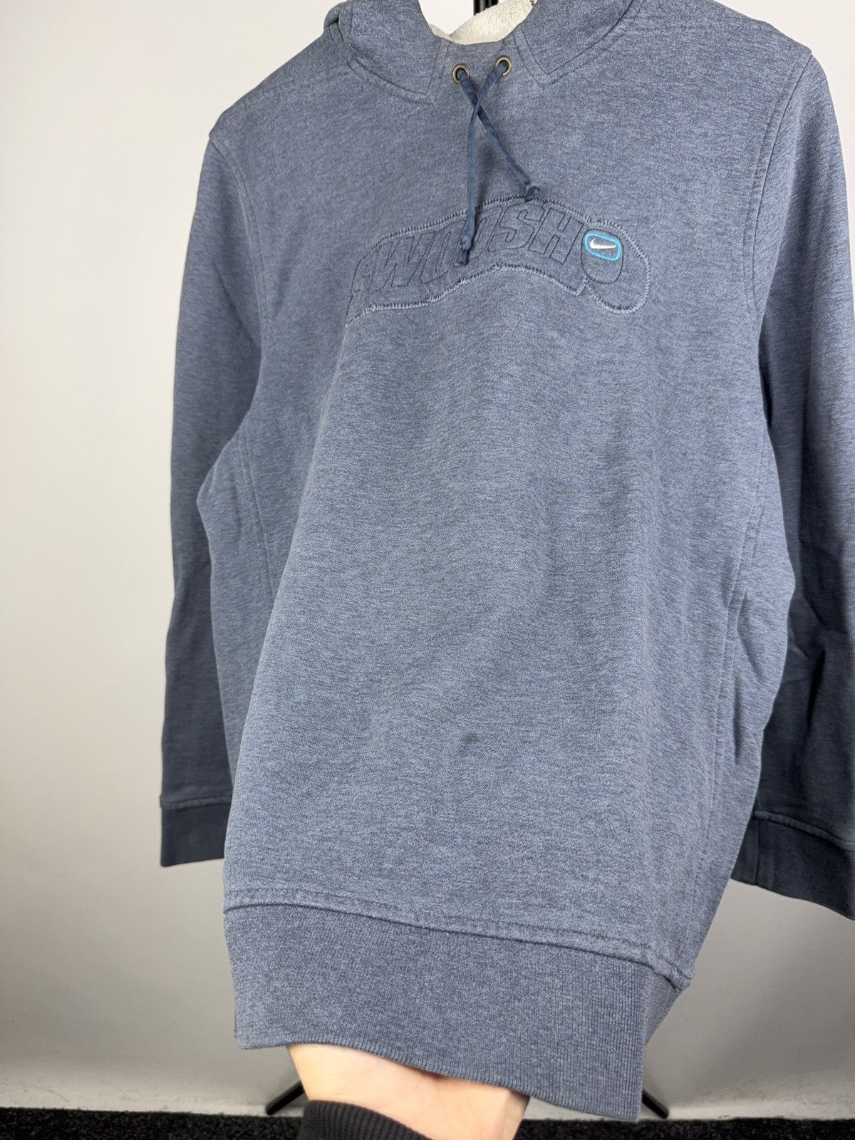 Nike Nike 00s Vintage Retro 00s Swoosh Hoodie Embroidered Logo 🔥 Size US L / EU 52-54 / 3 - 3 Thumbnail