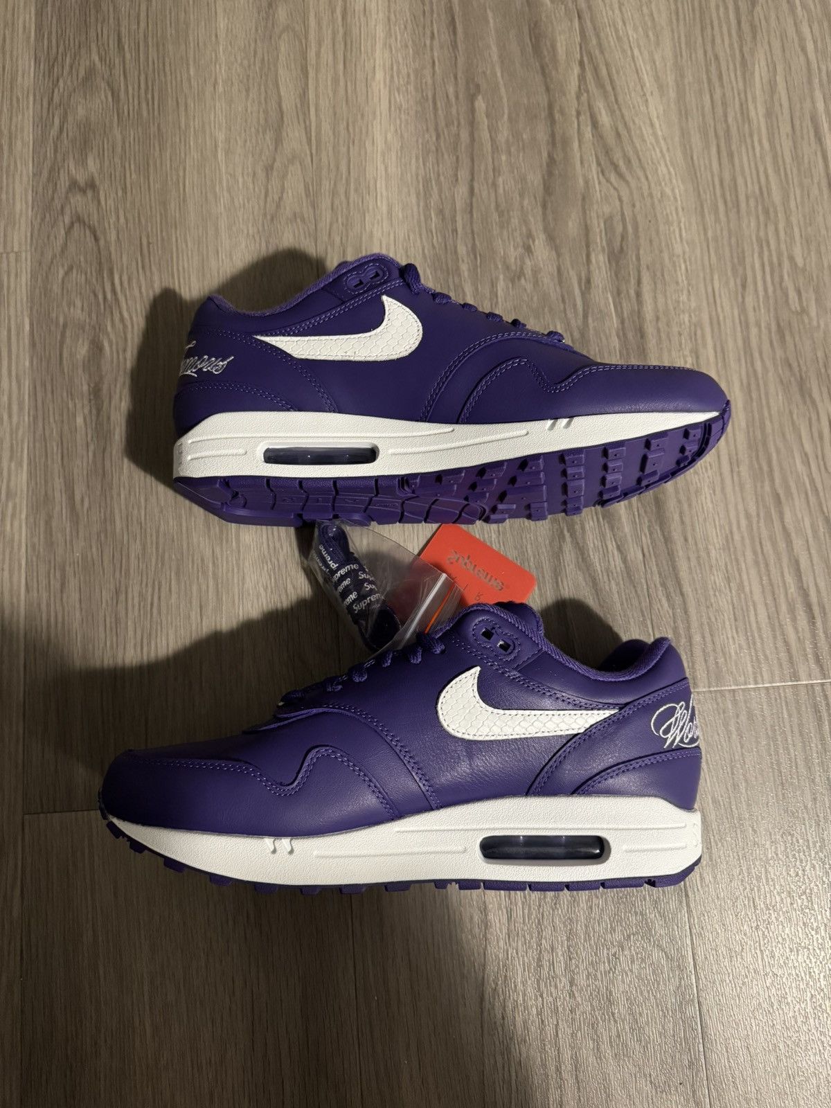 Supreme Supreme x Nike Air Max 1 87’ Size US 10 / EU 43 - 3 Thumbnail