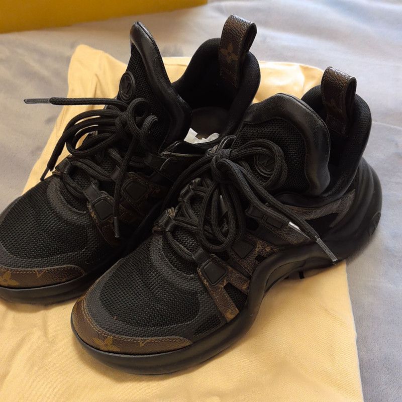 Louis Vuitton Louis Vuitton Archlight Sneakers for Women in Black 0079 Size US 6 / IT 36 - 1 Thumbnail