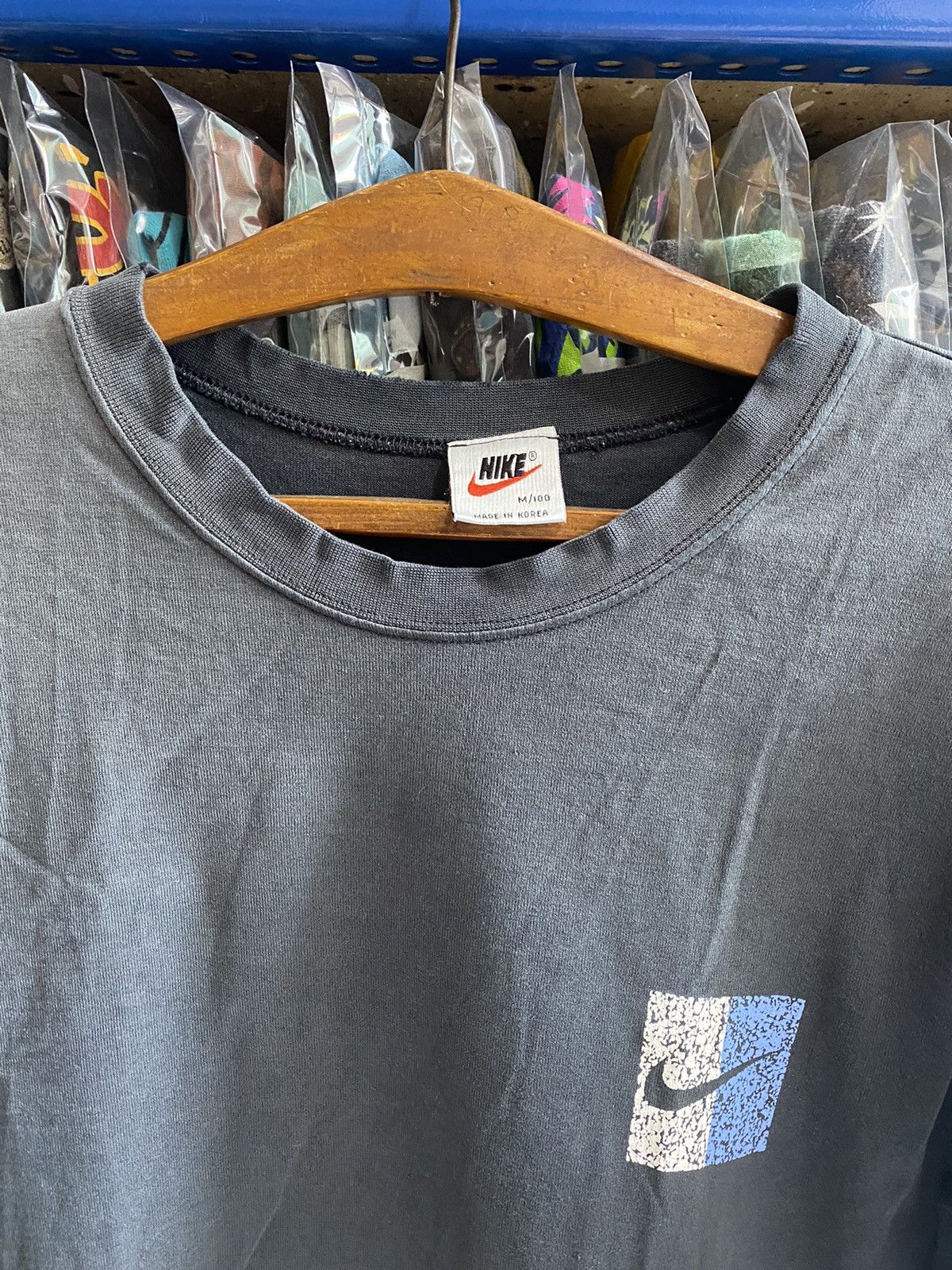 Vintage NIKE VINTAGE TSHIRT Size US M / EU 48-50 / 2 - 4 Thumbnail