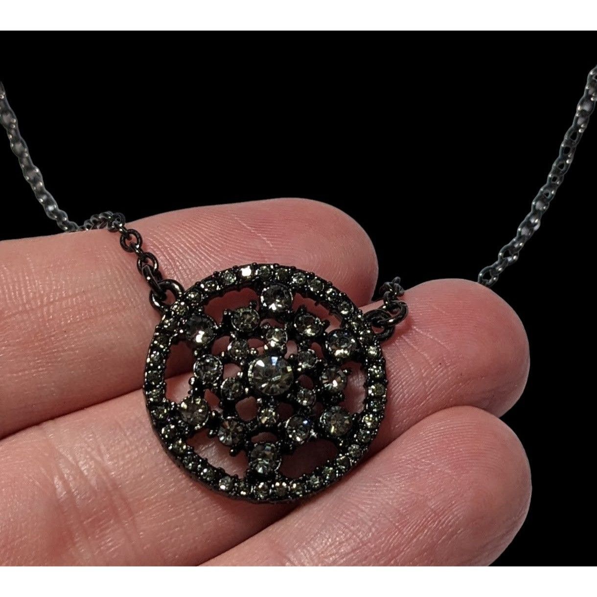 Other Gothic Rhinestone Snowflake Pendant Necklace Size ONE SIZE - 4 Thumbnail