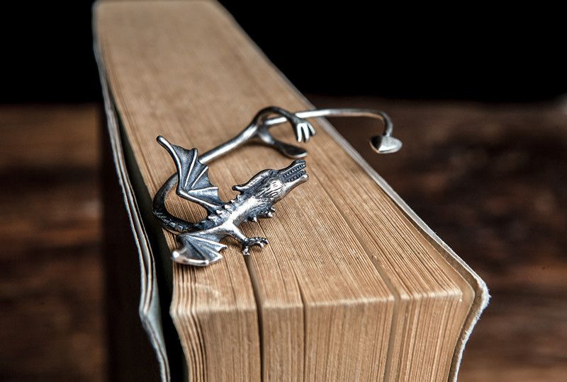 Jewelry Dragon Rare Earrings One Pairs Chrome Jewelry Size ONE SIZE - 4 Thumbnail