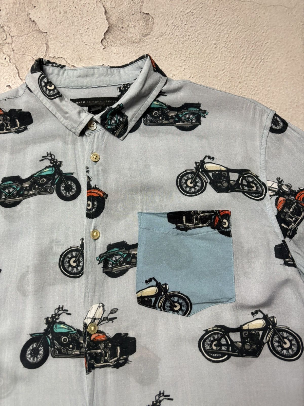 Marc by Marc Jacobs Marc By Marc Jacobs Shirt Mens L Blue Motorcycle Print Size US L / EU 52-54 / 3 - 2 Thumbnail