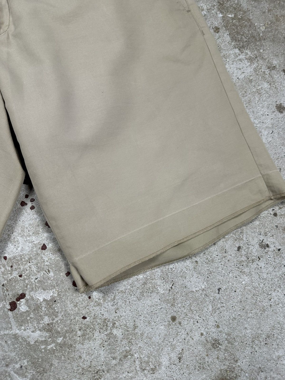 Prada Prada 2015 Beige Casual Chino Shorts Size US 36 / EU 52 - 6 Thumbnail