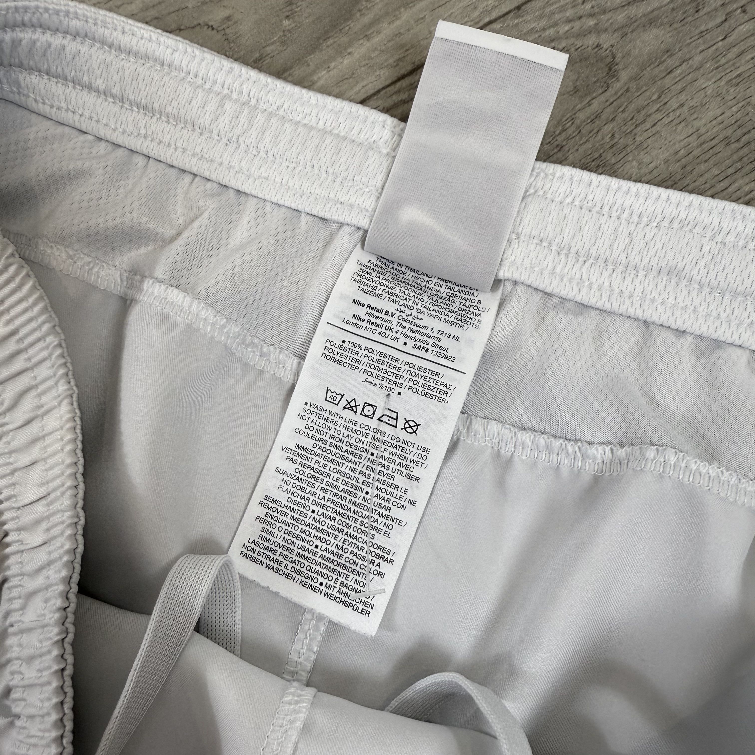 Nike Nike Dri-Fit White Track Shorts Size US 32 / EU 48 - 7 Thumbnail
