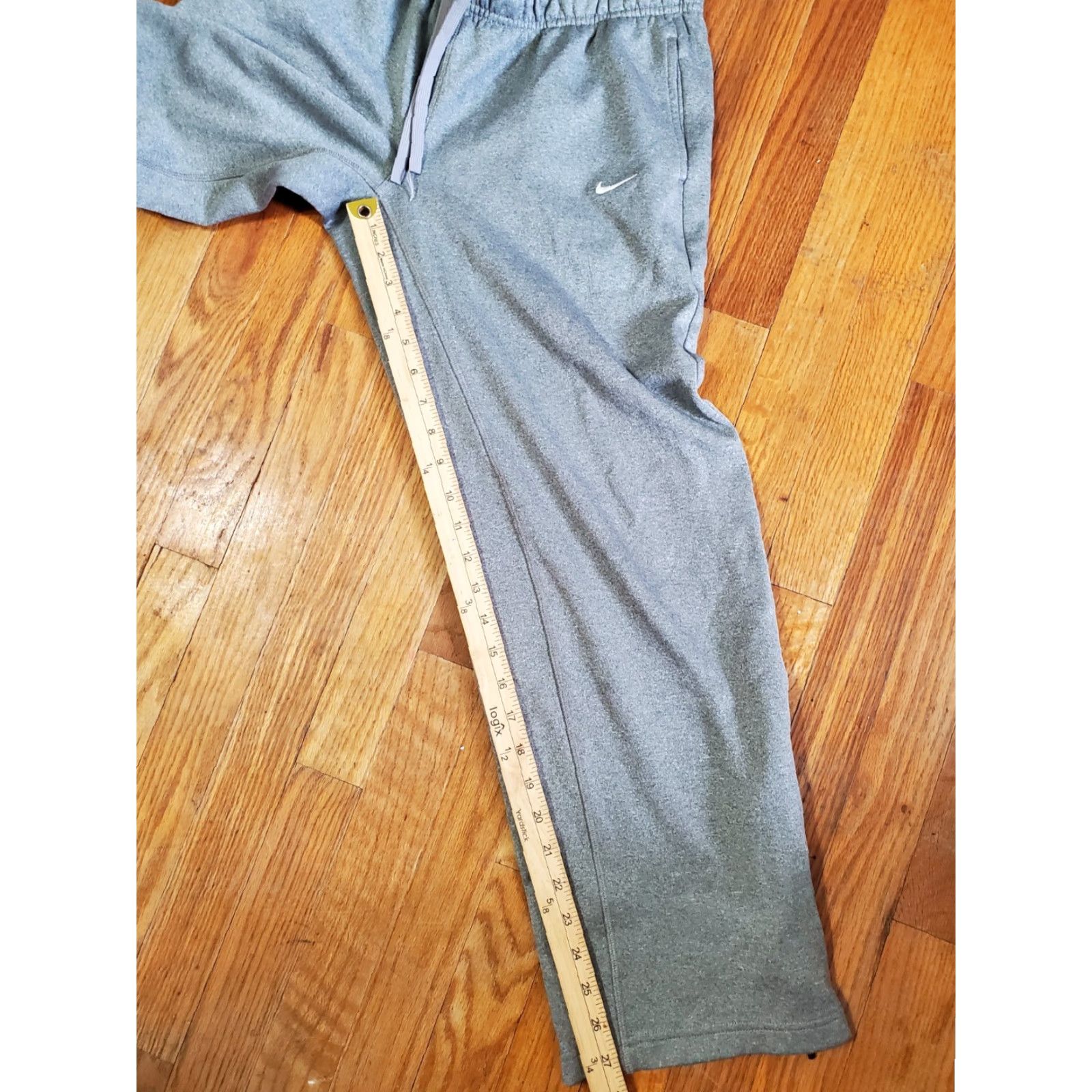 Nike Nike Therma Fit Pants Mens Size M Activewear Fleece Gray 424171-063 Pockets Adjustable Waist Size US 31 - 2 Thumbnail