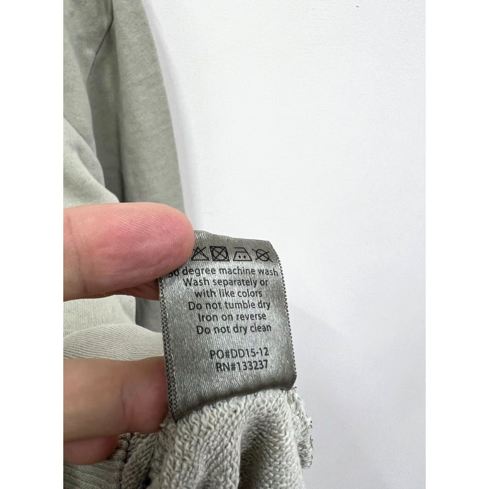 Vintage Drop Dead Disstressed Sweatshirt Oversized XS/S Gray Logo Vintage Women Pullover Sweatshirt Oversized Fall Winter Regular Size XS/S Men/Women Size XS / US 0-2 / IT 36-38 - 6 Thumbnail