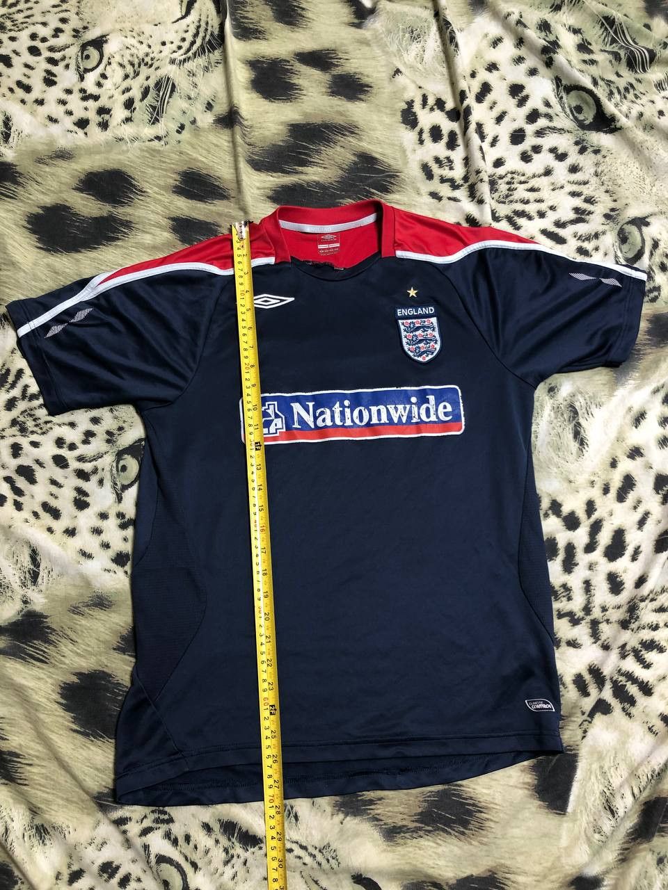 Umbro England Training Football Shirt Adults Umbro Size US M / EU 48-50 / 2 - 9 Thumbnail