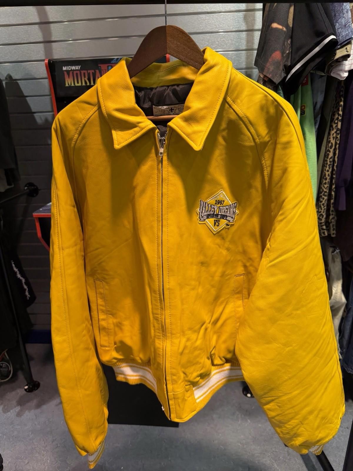 Other ValeLives Valley Leather Jacket Yellow Rare Release Size XL Size US XL / EU 56 / 4 - 2 Thumbnail