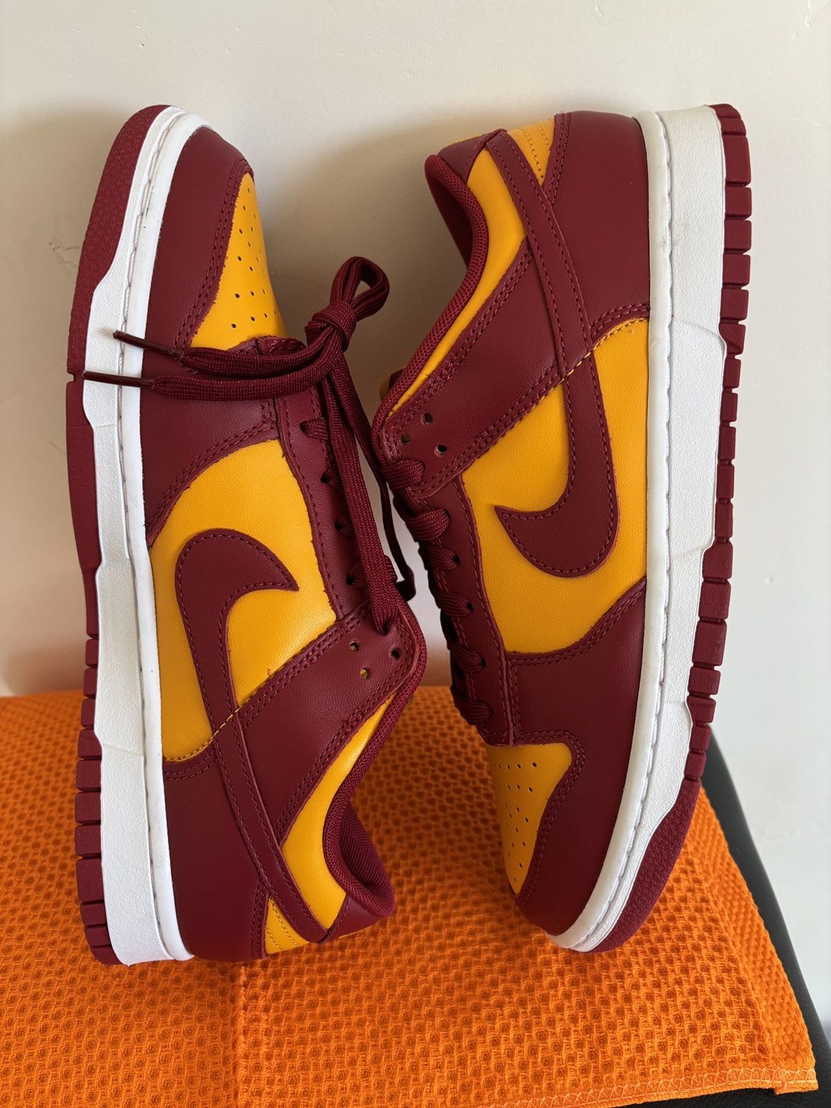 Nike Nike Dunk Low Midas Gold Size US 9.5 / EU 42-43 - 3 Thumbnail