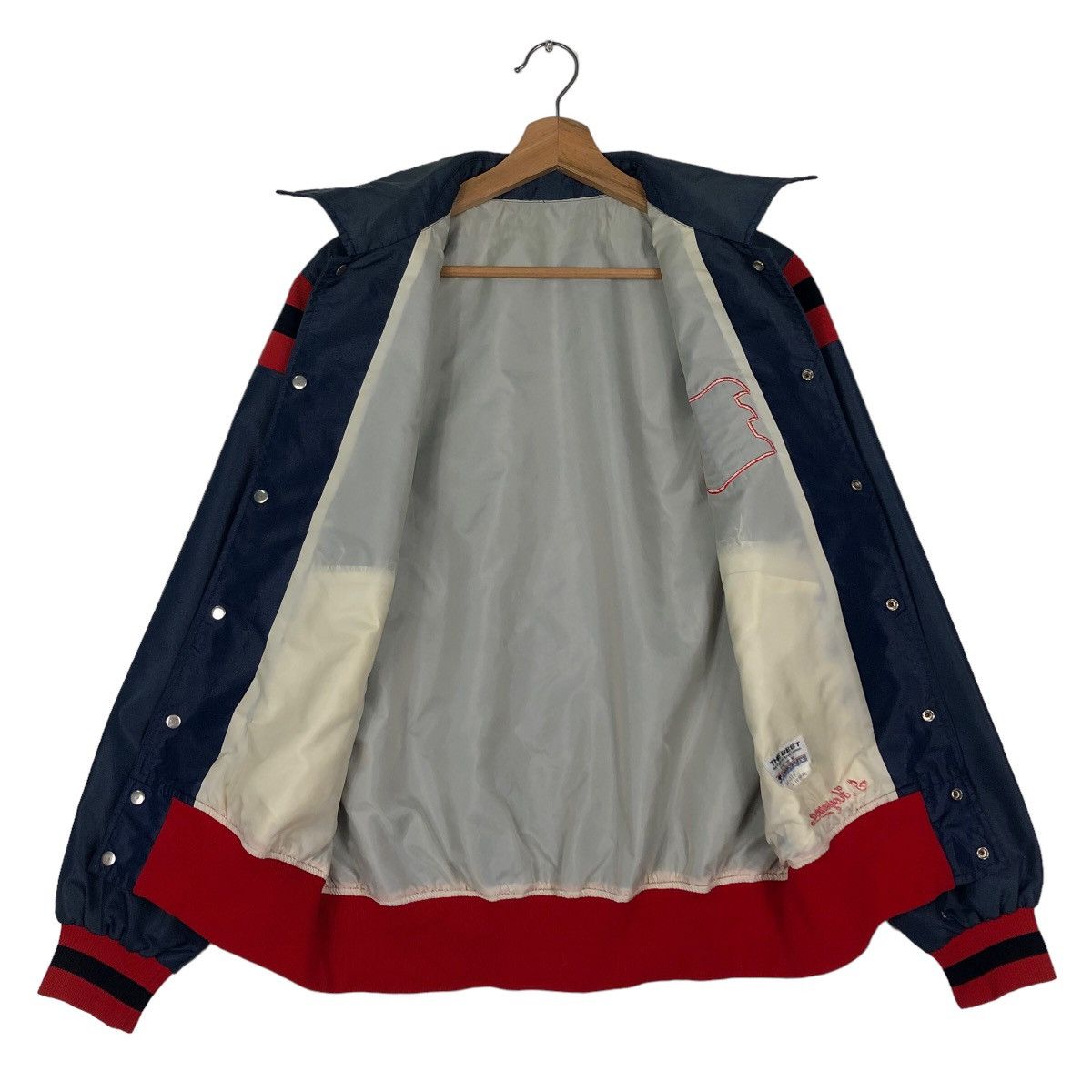 Japanese Brand 🔥Vintage Satin Bomber Jacket Descente Japan Made Big Logo Size US L / EU 52-54 / 3 - 10 Thumbnail
