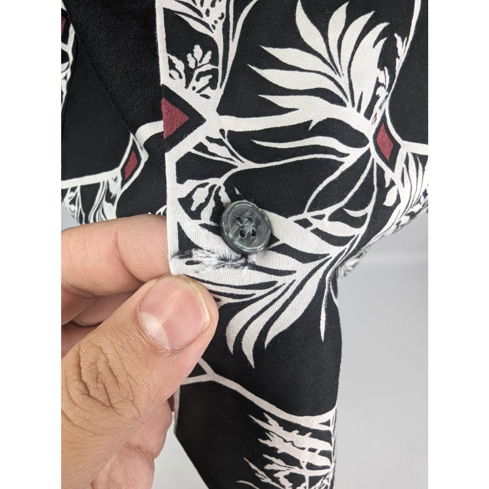 Vintage De-Niko Shirt Men's XL Black Floral Palms Abstract Long Sleeve Button Up Size US XL / EU 56 / 4 - 3 Thumbnail