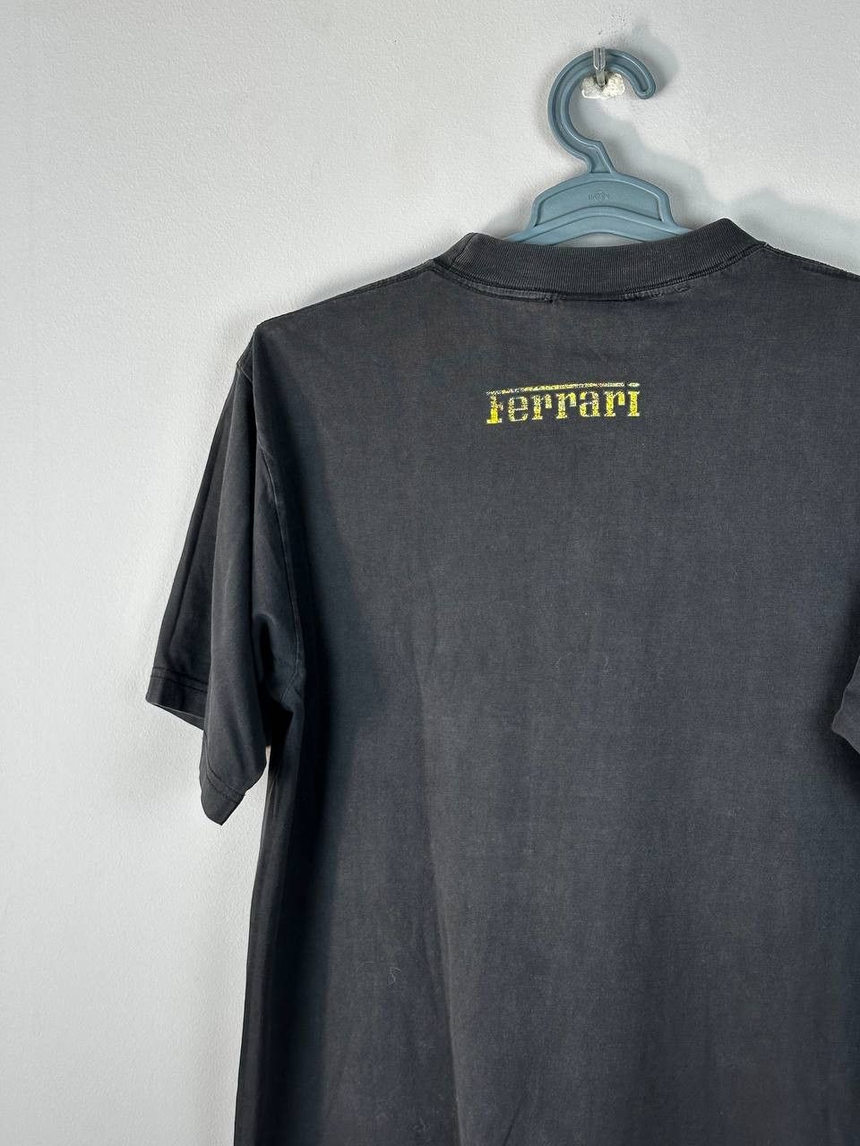 Ferrari Ferrari 90s Vintage Faded T Shirt Formula 1 Distressed Size US M / EU 48-50 / 2 - 9 Thumbnail