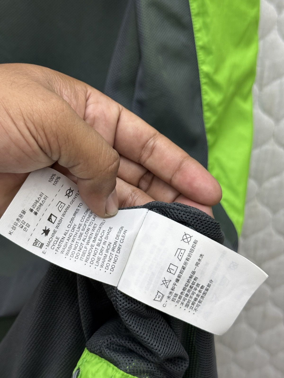 Nike 🔥🔥🔥STEALS NIKE HOODIE LIGHT JACKET Size US M / EU 48-50 / 2 - 11 Thumbnail