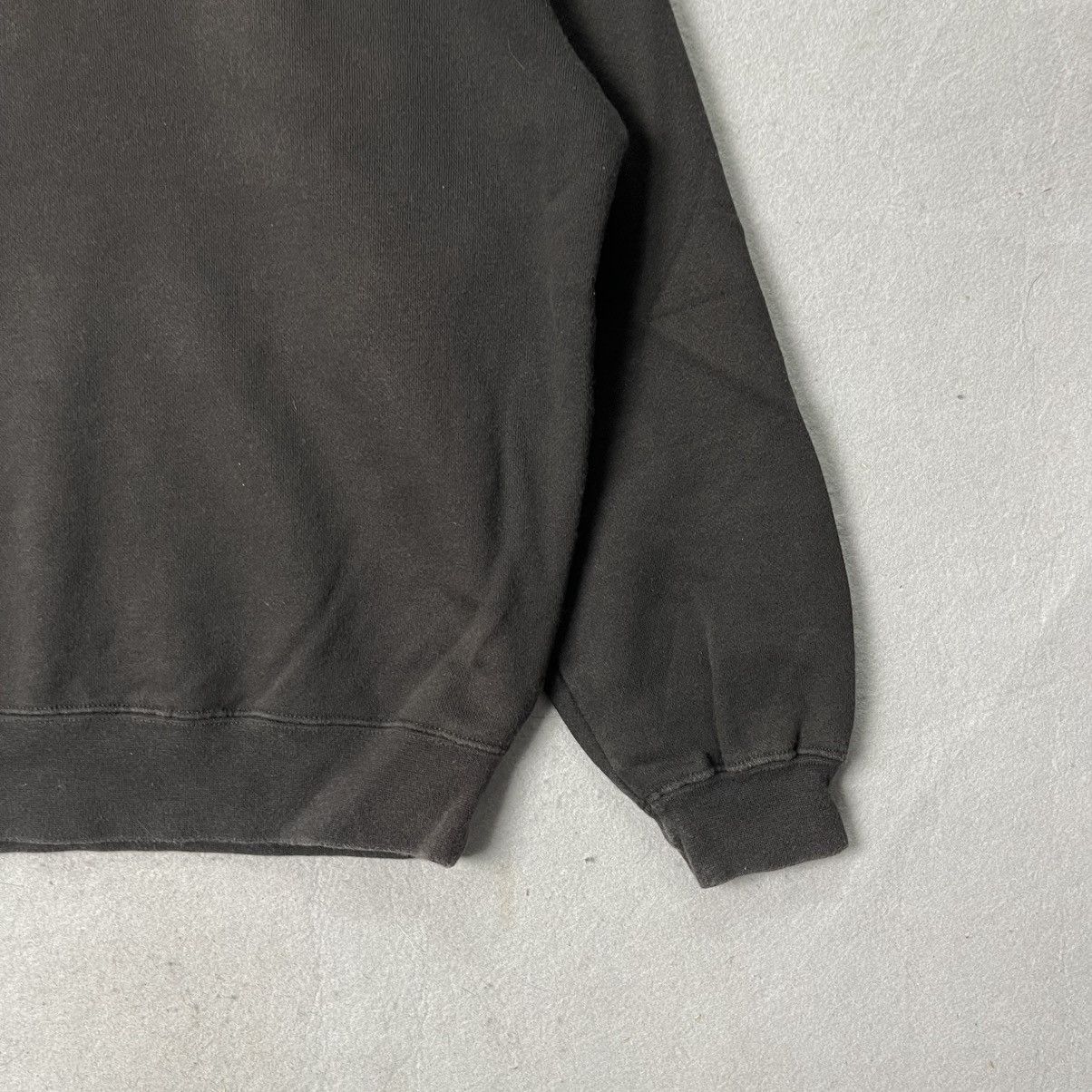 Nike 2000s Nike Mini Swoosh Crewneck Sweatshirt Size US XL / EU 56 / 4 - 4 Thumbnail