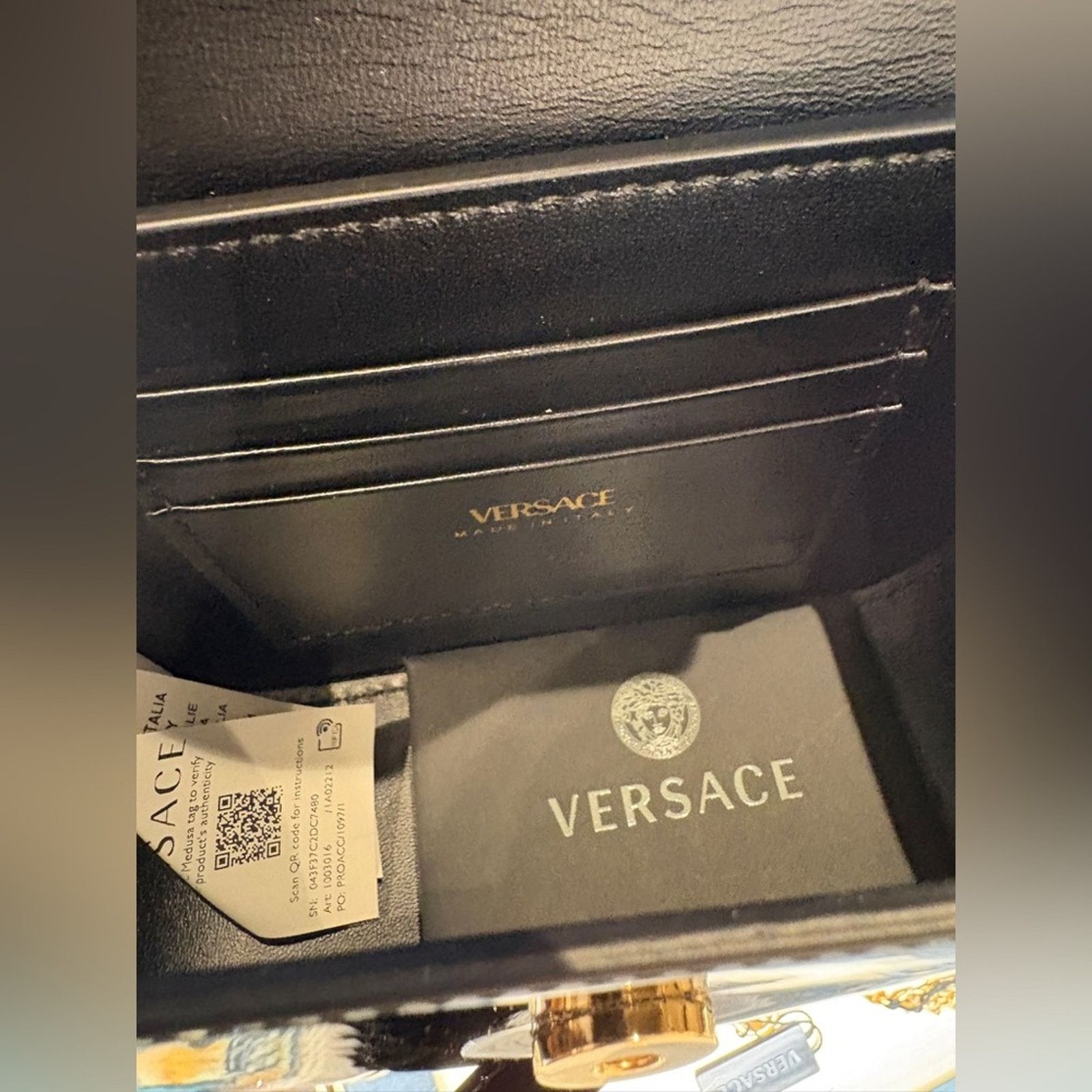 Versace Versace Black and Gold la Medusa Women's Bag Size ONE SIZE - 5 Thumbnail