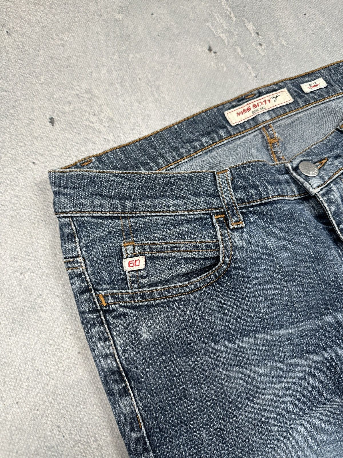 Miss Sixty Miss Sixty Tommy Bootcut Low Rise Blue Denim Flared Jeans Size 28" / US 6 / IT 42 - 14 Thumbnail