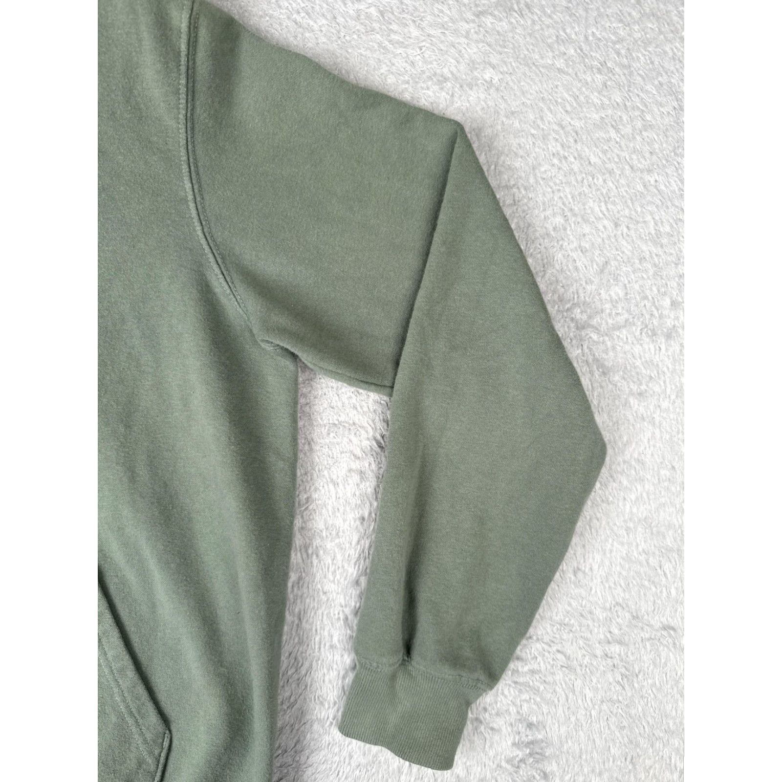 The North Face The North Face Hoodie Mens Medium Green Bear Graphic Pullover Sweatshirt Jersey Size US M / EU 48-50 / 2 - 2 Thumbnail
